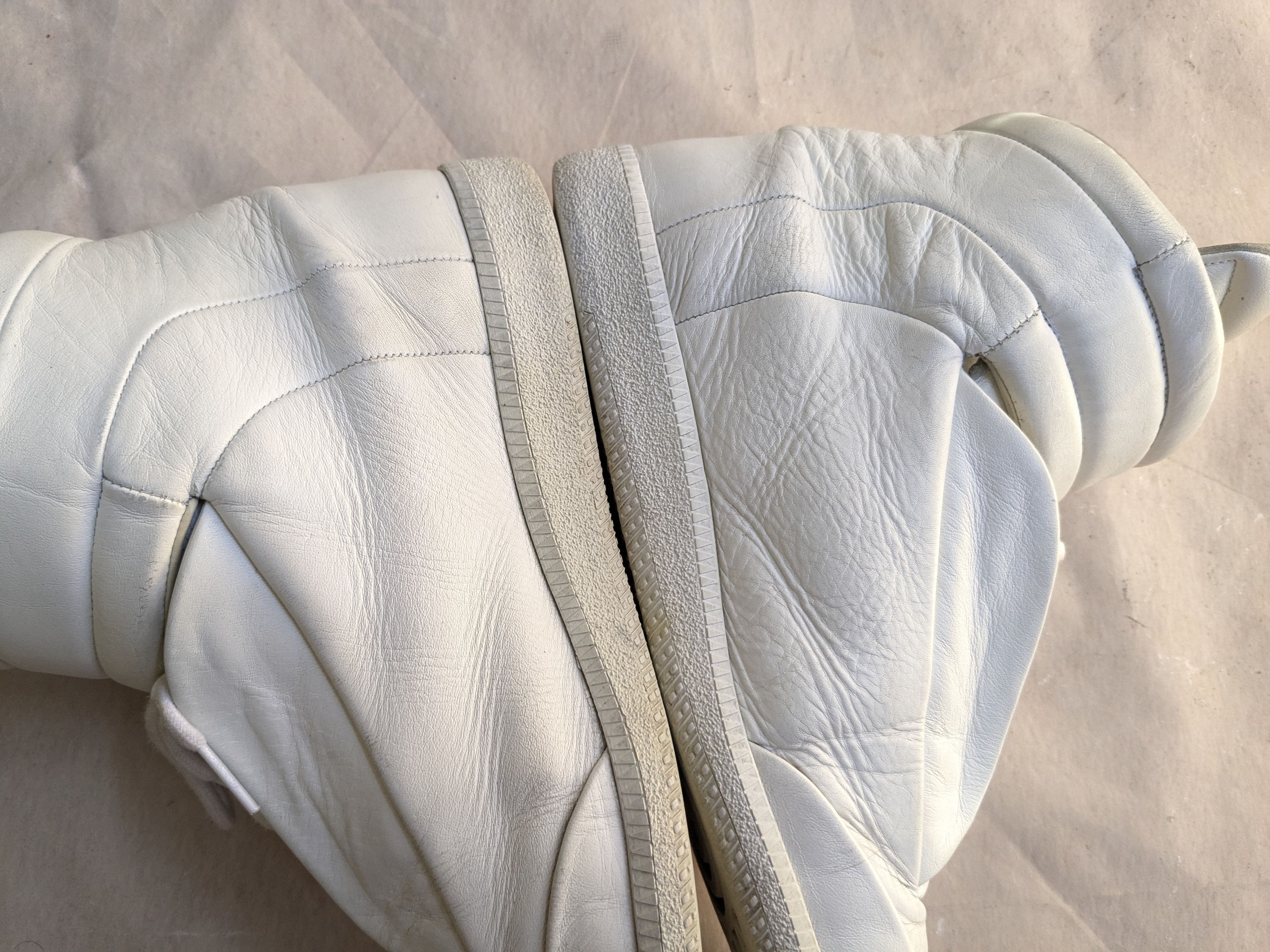 Maison Margiela Maison Margiela Future White High Tops 9 42 Leather Size US 9 / EU 42 - 14 Thumbnail