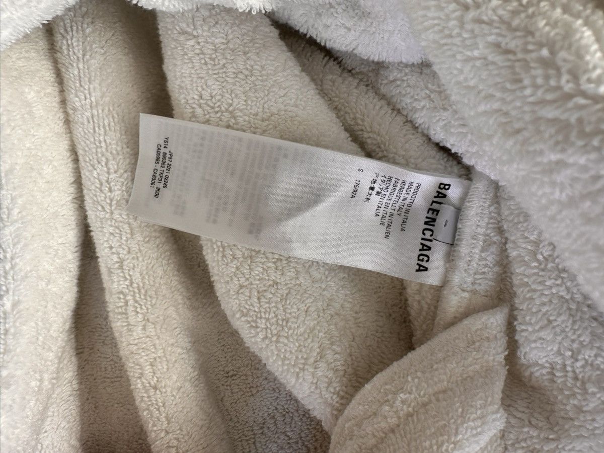 Balenciaga Balenciaga 1/5 Bathrobe East Hampton Size US M / EU 48-50 / 2 - 5 Thumbnail