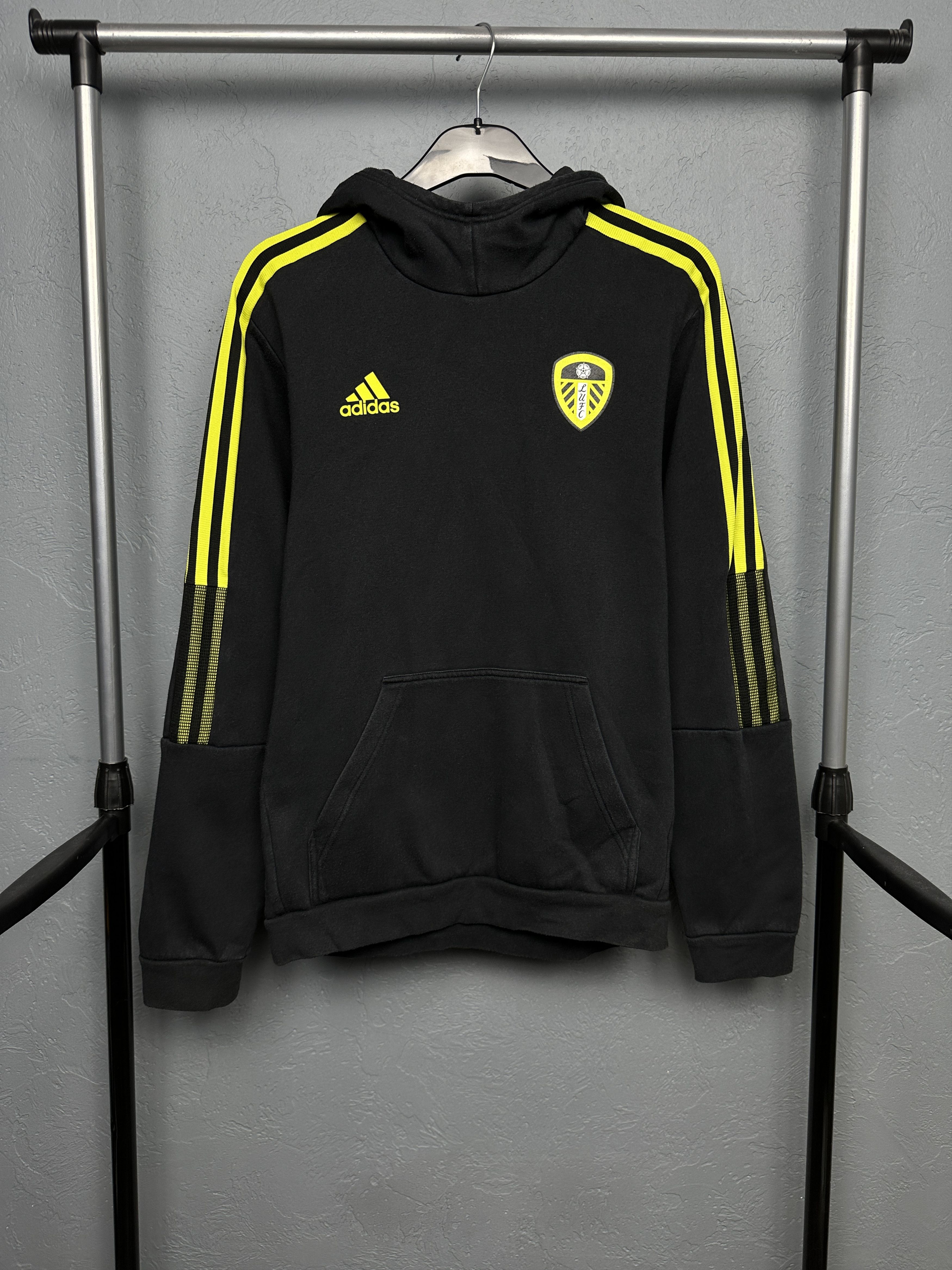 Adidas Adidas LEEDS UNITED Mens Hoodie Size US S / EU 44-46 / 1 - 1 Thumbnail