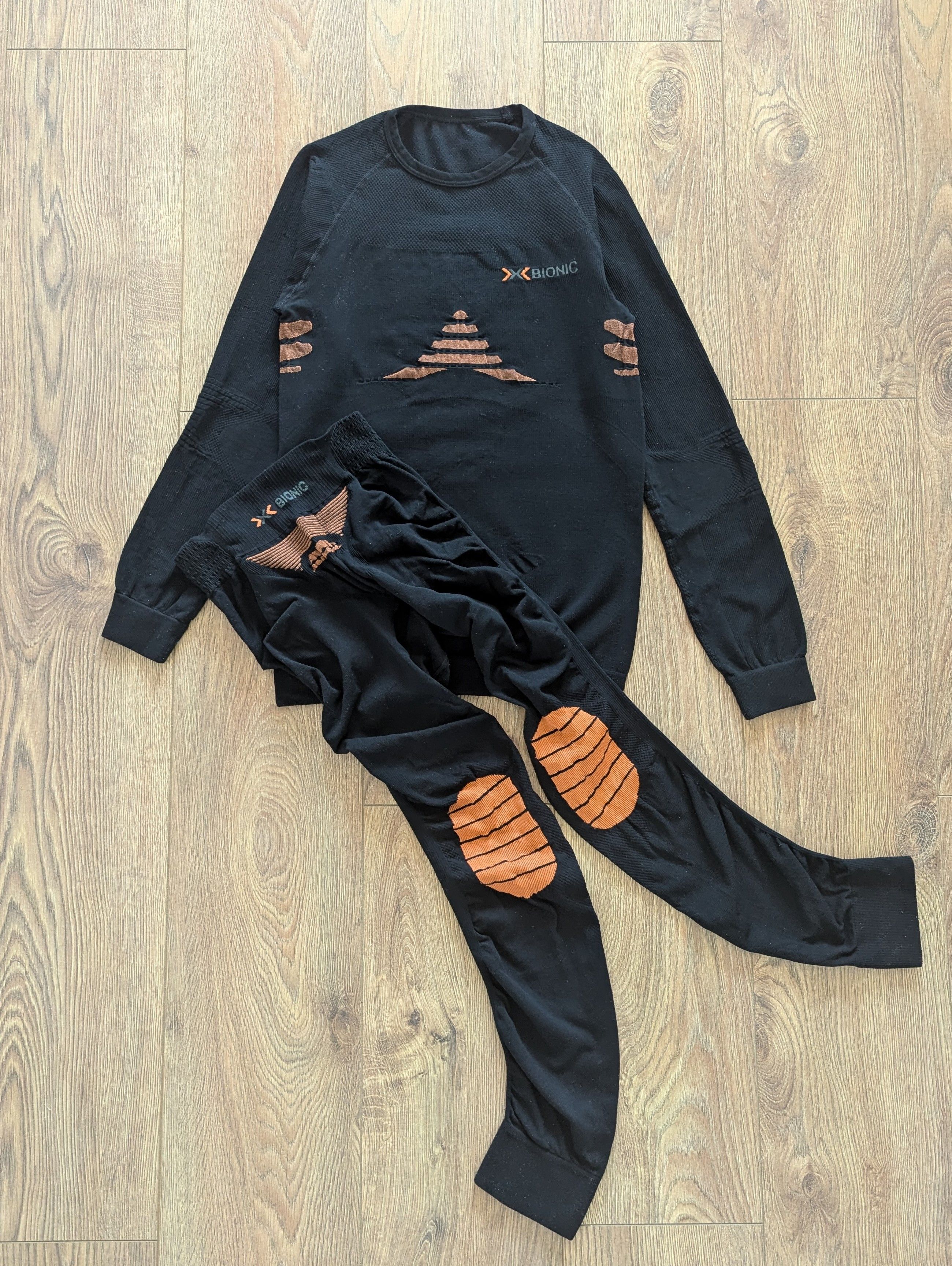 Other X Bionic Energizer RV 1.0 Thermo Suit Made In Italy Size s-M Size US M / EU 48-50 / 2 - 25 Thumbnail