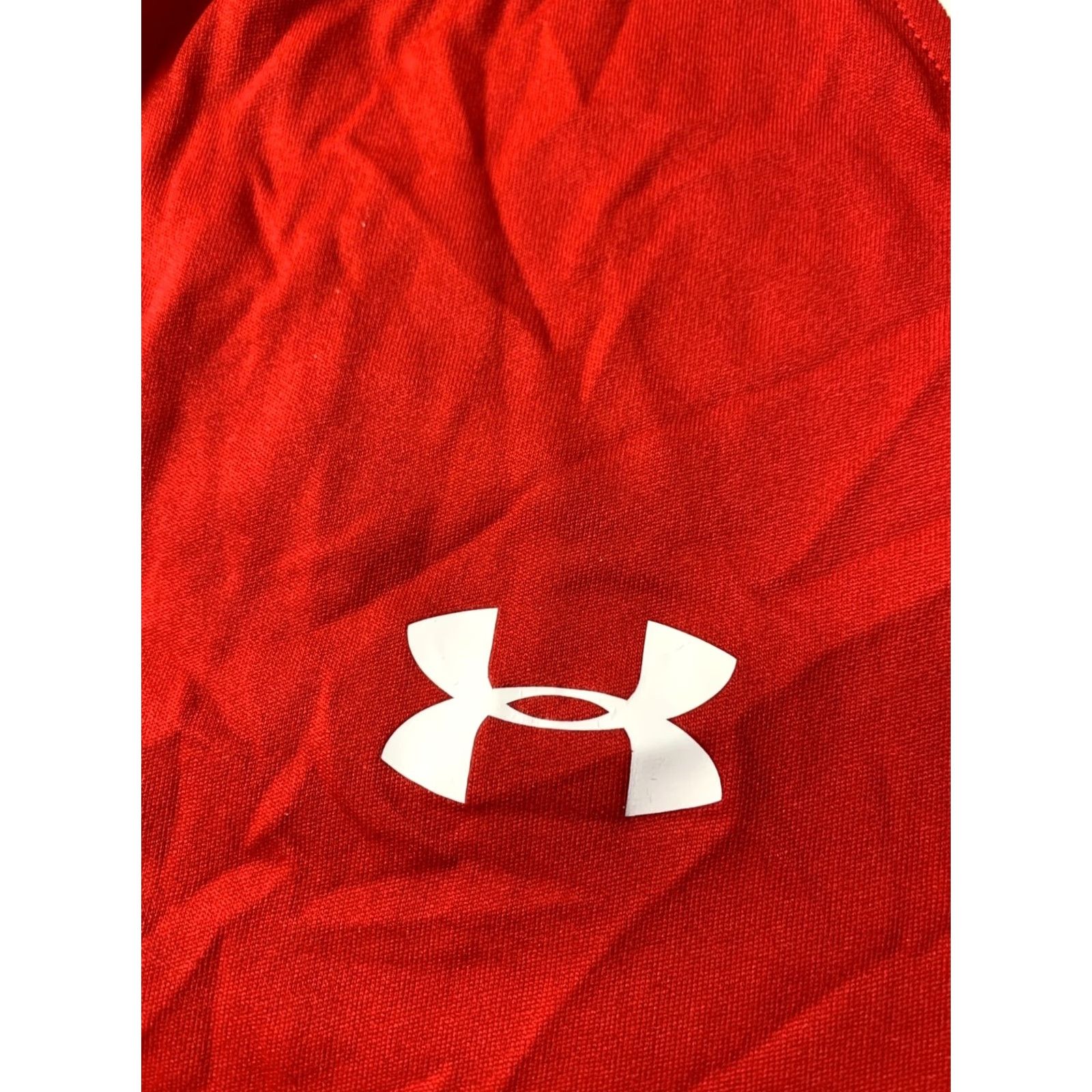 Under Armour UNDER ARMOUR HEATGEAR Shirt Men L Red and White 2018 Jersey 100% Polyester Short Sleeve Compression T-Shirt Size US L / EU 52-54 / 3 - 3 Thumbnail