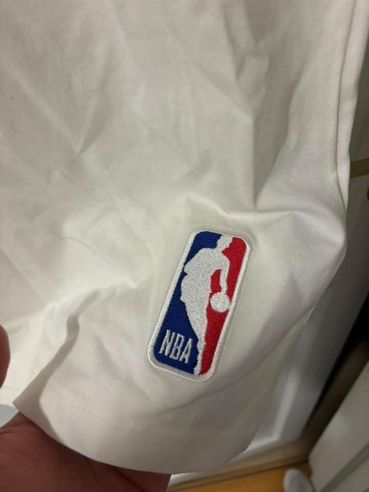 Louis Vuitton × NBA L . V . X nba Size US M / EU 48-50 / 2 - 9 Thumbnail