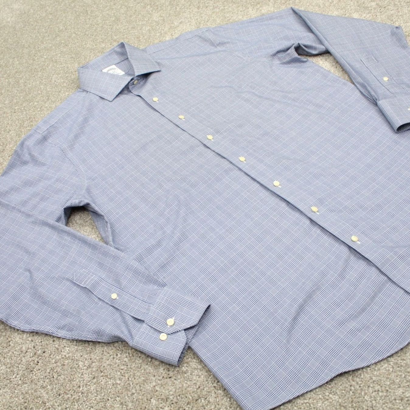 Brooks Brothers Brooks Brothers Regent Dress Shirt Men 16.5 Blue 100% Cotton Non-Iron Long Sleeve Button-Down Collar 33 in Regular Fit Modern Classic 16.5 Mens Size 46R - 5 Thumbnail