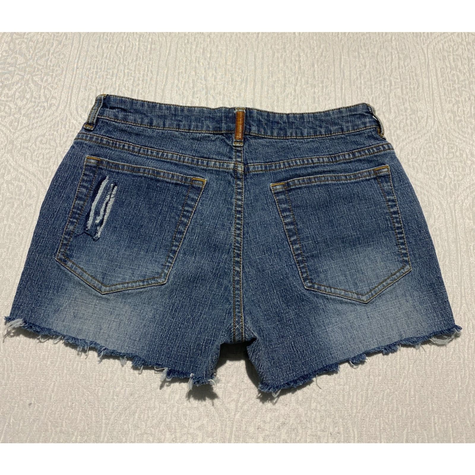 Lee Lee Womens 28 Denim Cut-Off Shorts Distressed Stretch 2.5in Inseam Summer Casual Jeans Converted Jorts Blue"} Size 28" / US 6 / IT 42 - 2 Thumbnail