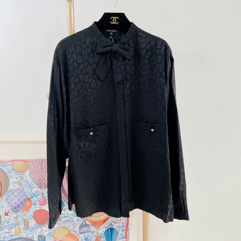 Chanel Chanel Black Leopard Print Silk Long Sleeve Shirt- DMC Size US S / EU 44-46 / 1 - 1 Thumbnail