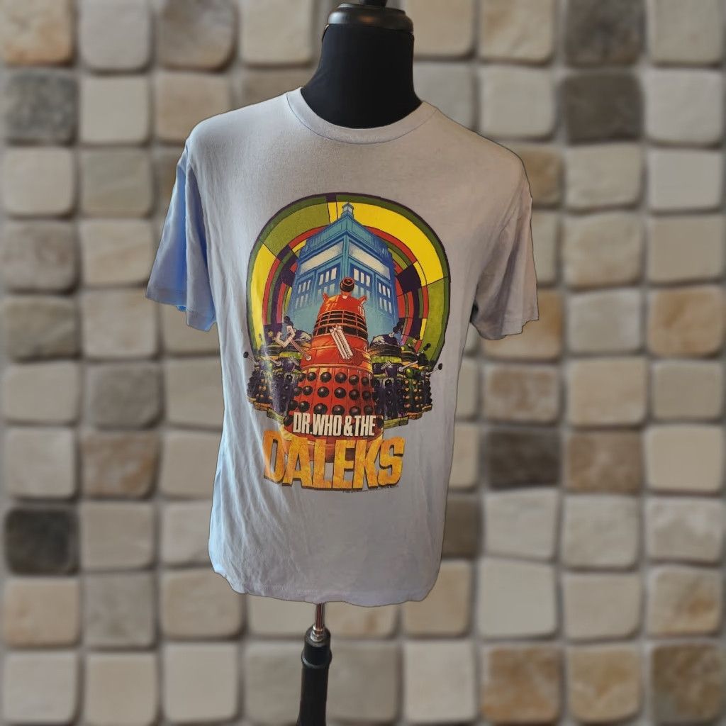 Vintage Men's Dr. Who & the Daleks Graphic T-Shirt Large light blue Size US L / EU 52-54 / 3 - 1 Preview