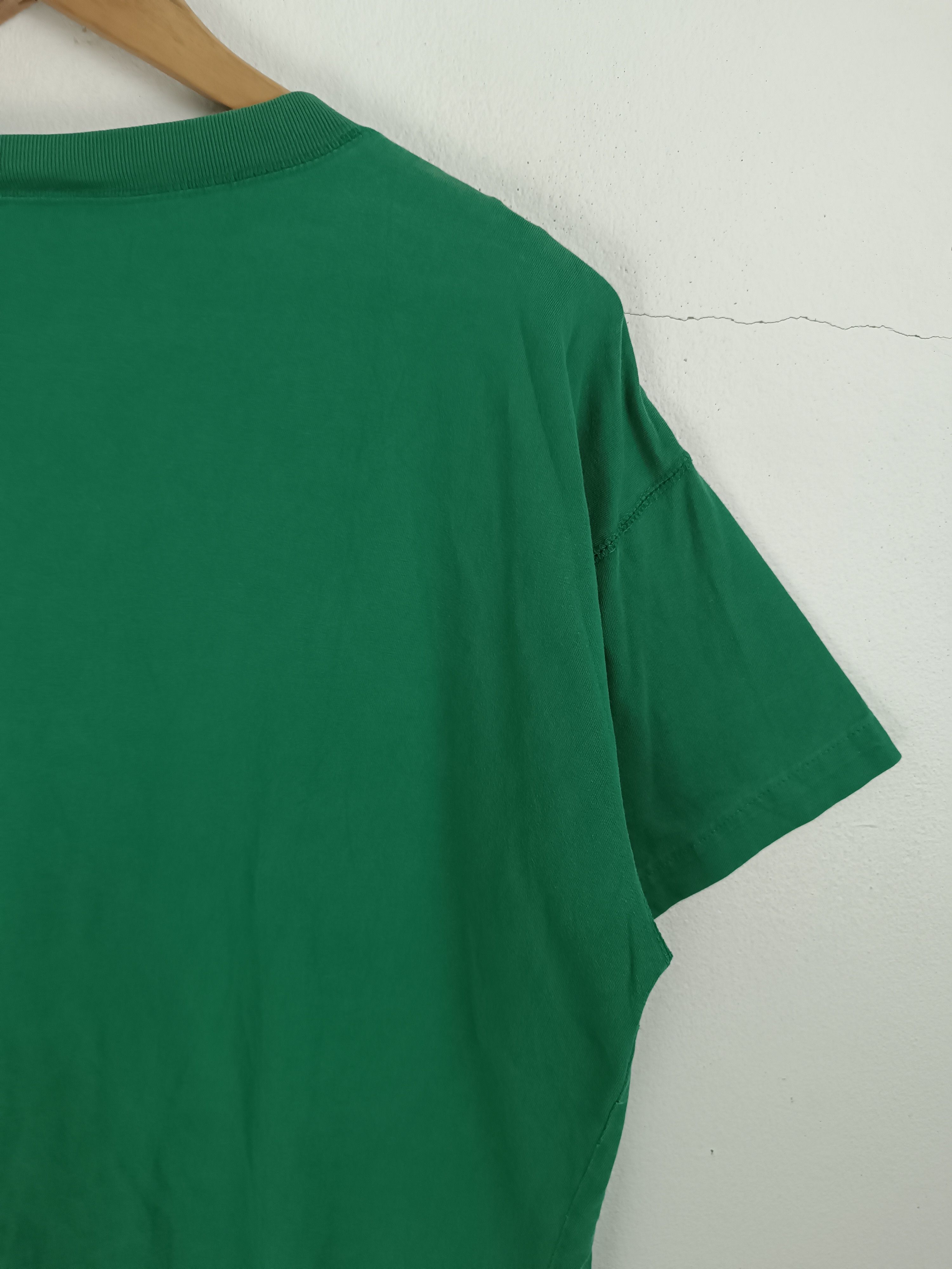 Vintage VINTAGE 90s PEPE LE PEW DISNEY LOONEY POCKET TEE VERY RARE Size US XL / EU 56 / 4 - 16 Thumbnail