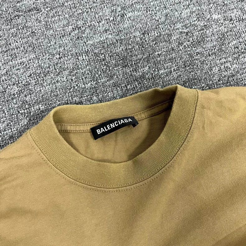 Balenciaga Balenciaga Mailbox Letter Logo Short Sleeve T-Shirt 2502-Ne Size US XS / EU 42 / 0 - 5 Thumbnail