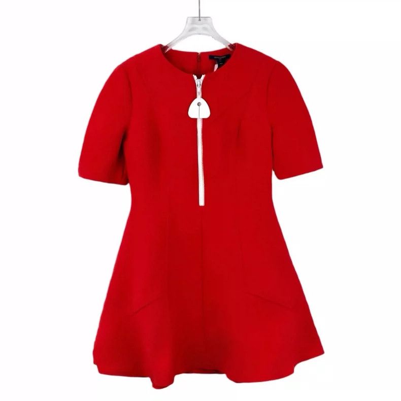 Louis Vuitton Louis Vuitton 22 Red Sheep Wool Crew Neck Short Sleeve Umb Size S / US 4 / IT 40 - 1 Thumbnail