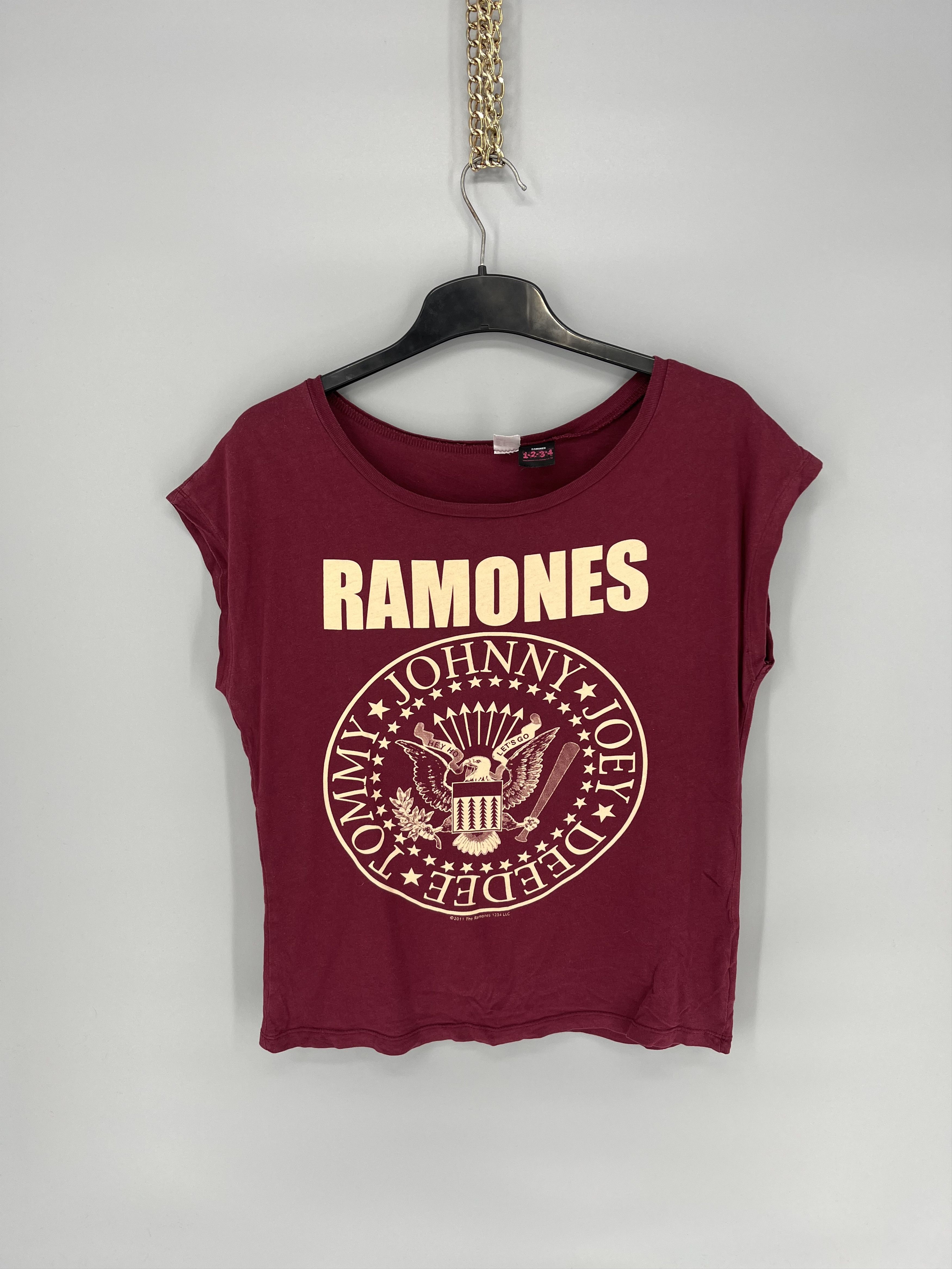 Band Tees Ramones x H&M Thrashed Band tee Size L / US 10 / IT 46 - 1 Thumbnail