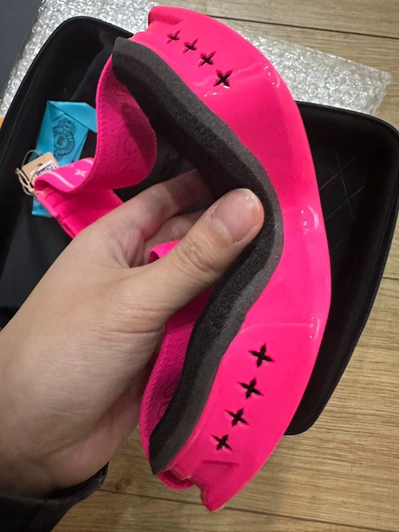 Louis Vuitton Louis Vuitton Ski goggles 2501-Nextarrow Size ONE SIZE - 4 Thumbnail