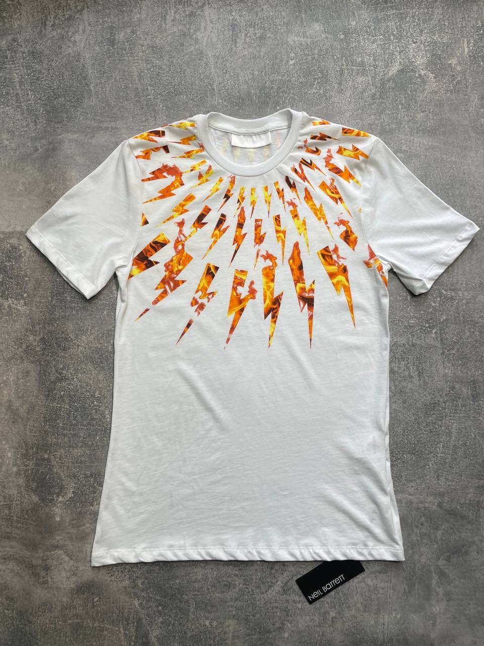Japanese Brand × Neil Barrett Neil Barrett Flame Lightning Bolt Tee T-Shirt Y2K Size US S / EU 44-46 / 1 - 1 Thumbnail