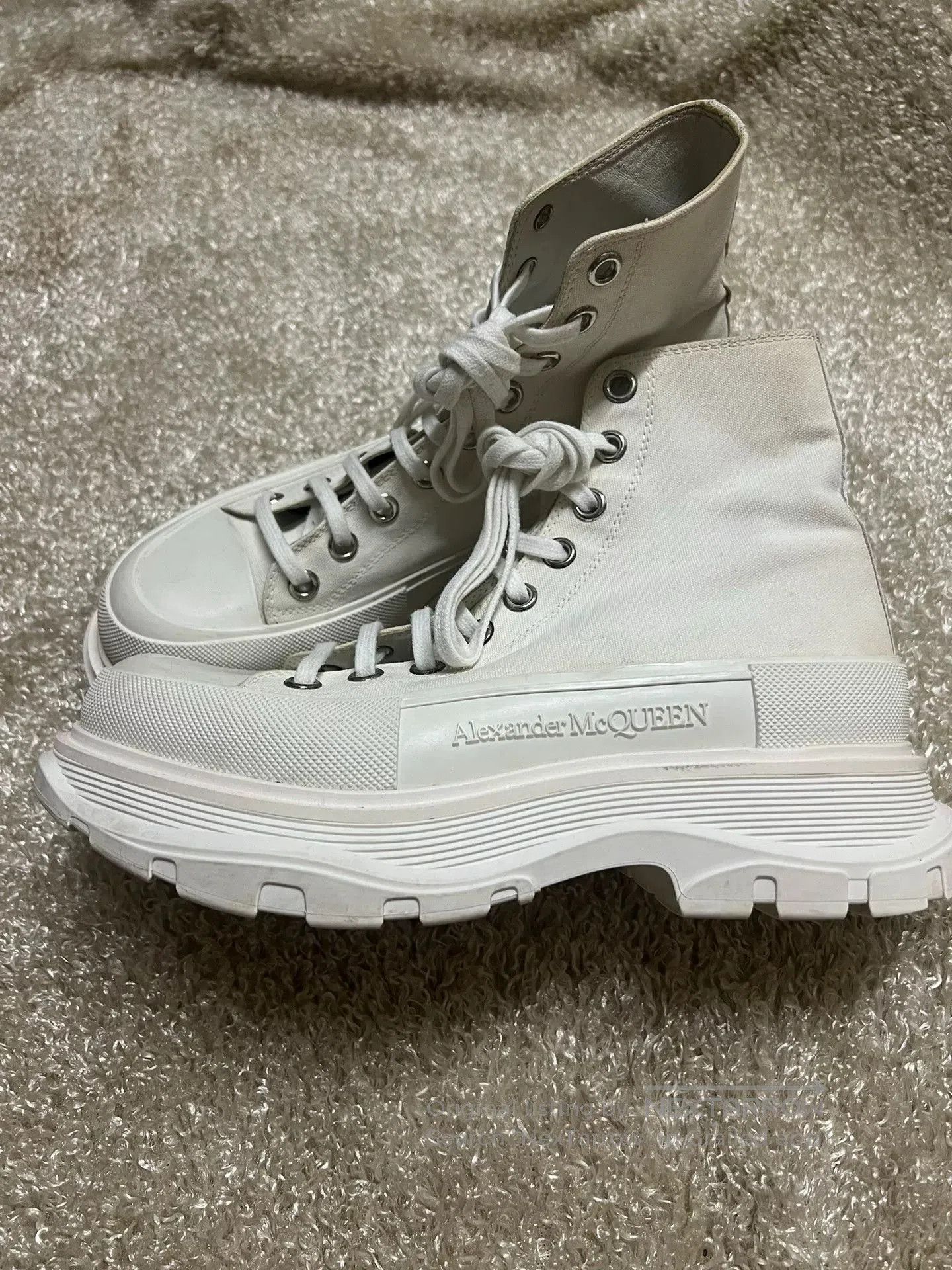 Alexander McQueen Alexander McQueen Men's White Dad Shoes. Size US 6 / EU 39 - 2 Thumbnail
