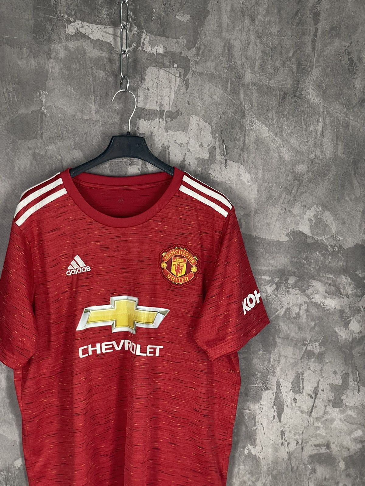 Other Manchester United Adidas Jersey 2020 Home jersey size L Size US L / EU 52-54 / 3 - 4 Thumbnail