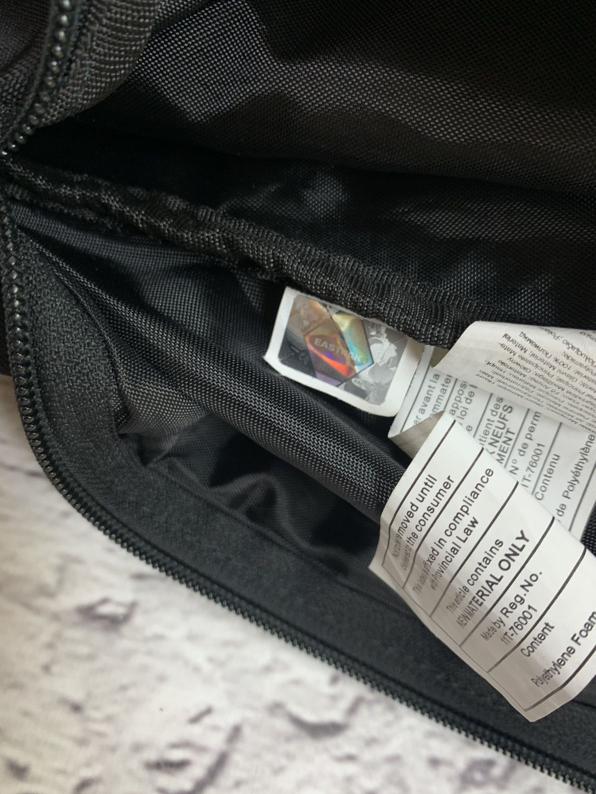 Raf Simons Raf Simons Eastpak Sling Bag Y2K Vintage Size ONE SIZE - 8 Thumbnail