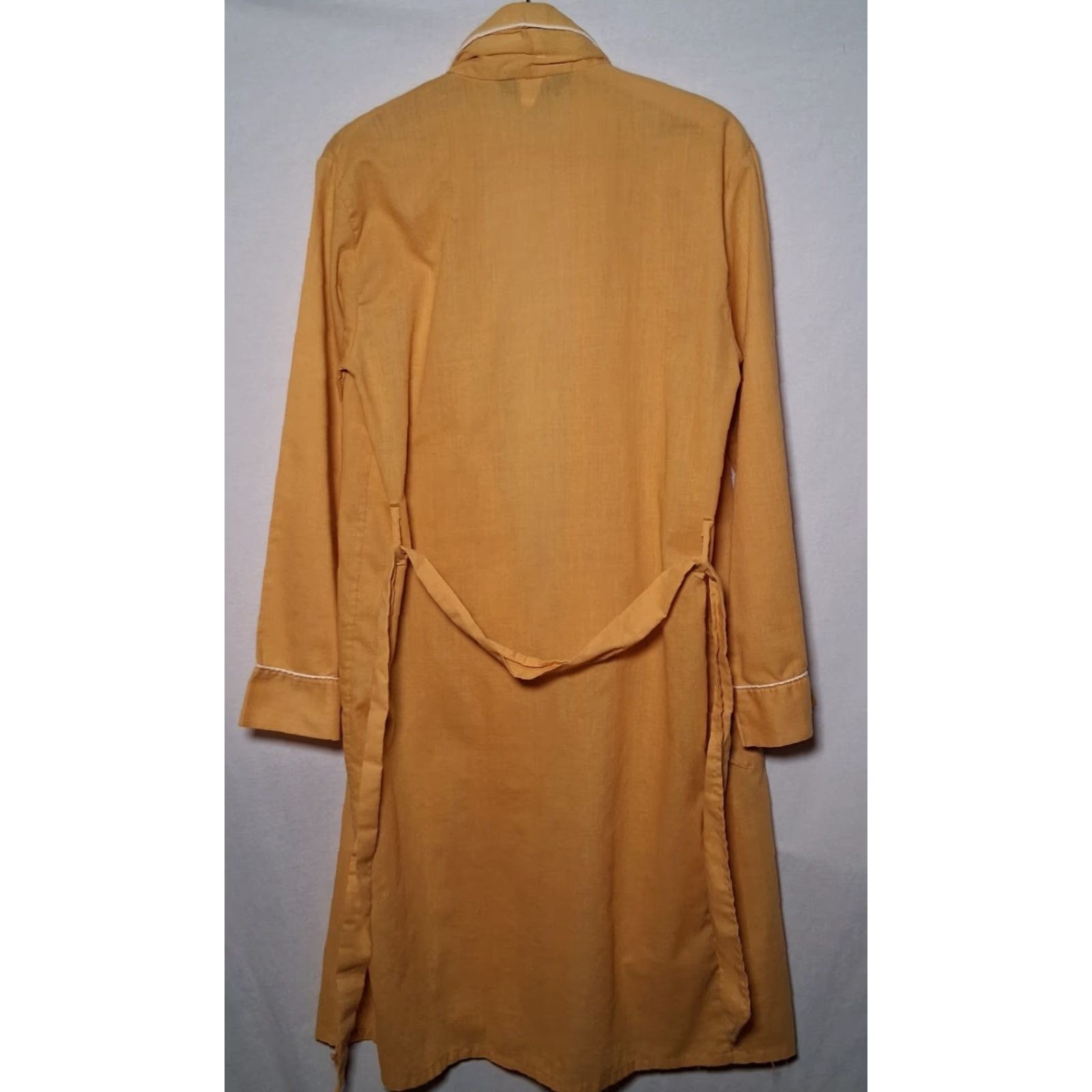 Vintage VINTAGE Aristo Robe Men M 1970s Mustard Yellow Perma Press Grandpa Robe Long Sleeve Polyester Cotton Blend 41" Size ONE SIZE - 2 Thumbnail