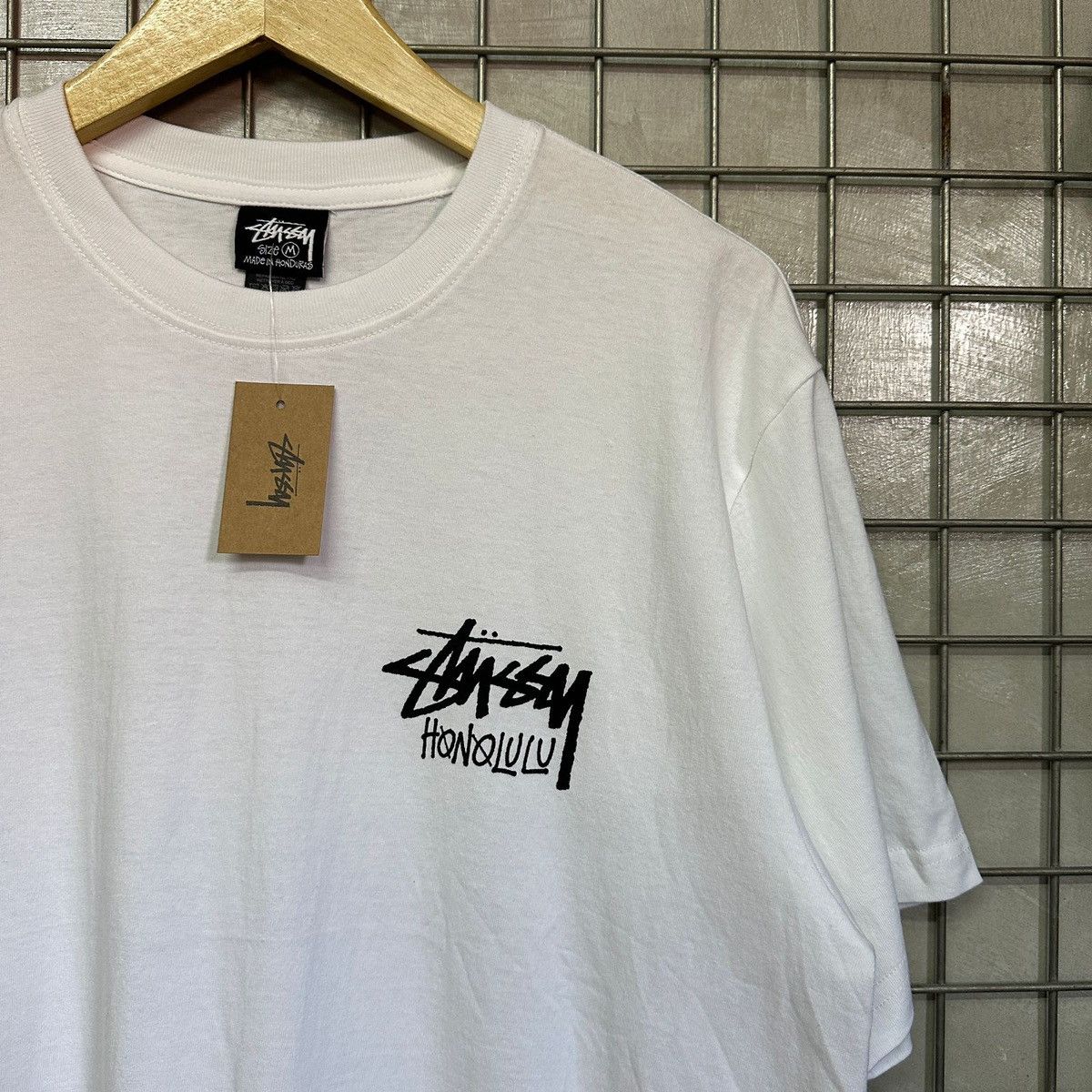 Stussy STUSSY STOCK HONOLULU TEE - WHITE Size US M / EU 48-50 / 2 - 5 Thumbnail