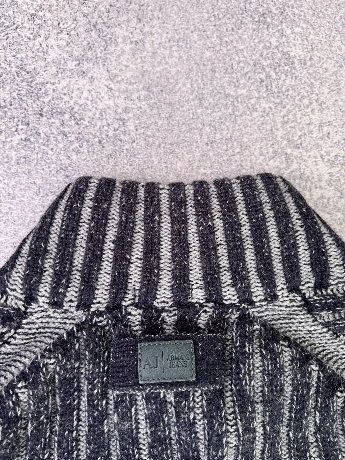 Armani × Vintage Vintage Armani Jeans Ripped Archival Y2k sweater Size US L / EU 52-54 / 3 - 14 Thumbnail