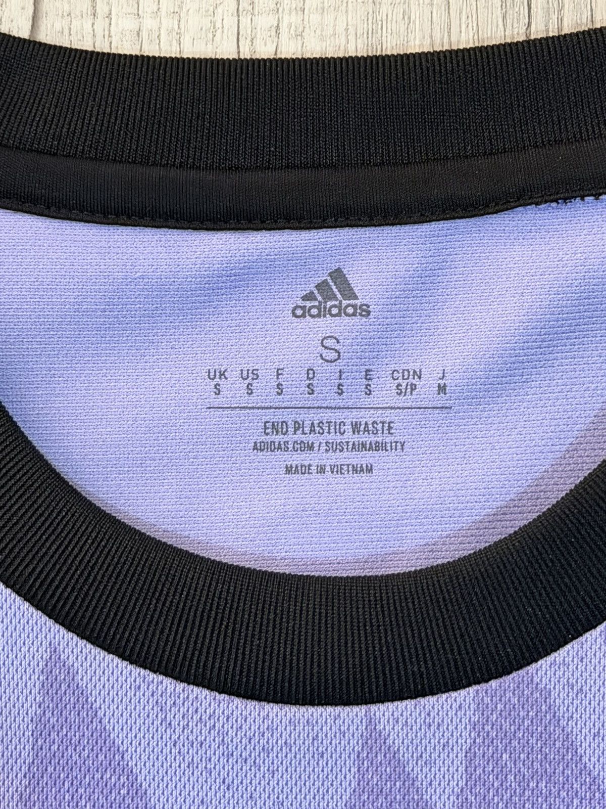 Adidas Adidas Vini Jr Real Madrid 2022/2023 Size US S / EU 44-46 / 1 - 4 Thumbnail