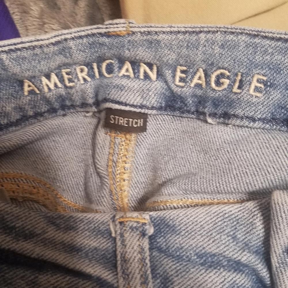 American Eagle Outfitters American Eagle Stretch Curvy Mom Jean Size 4 Size 27" / US 4 / IT 40 - 4 Thumbnail