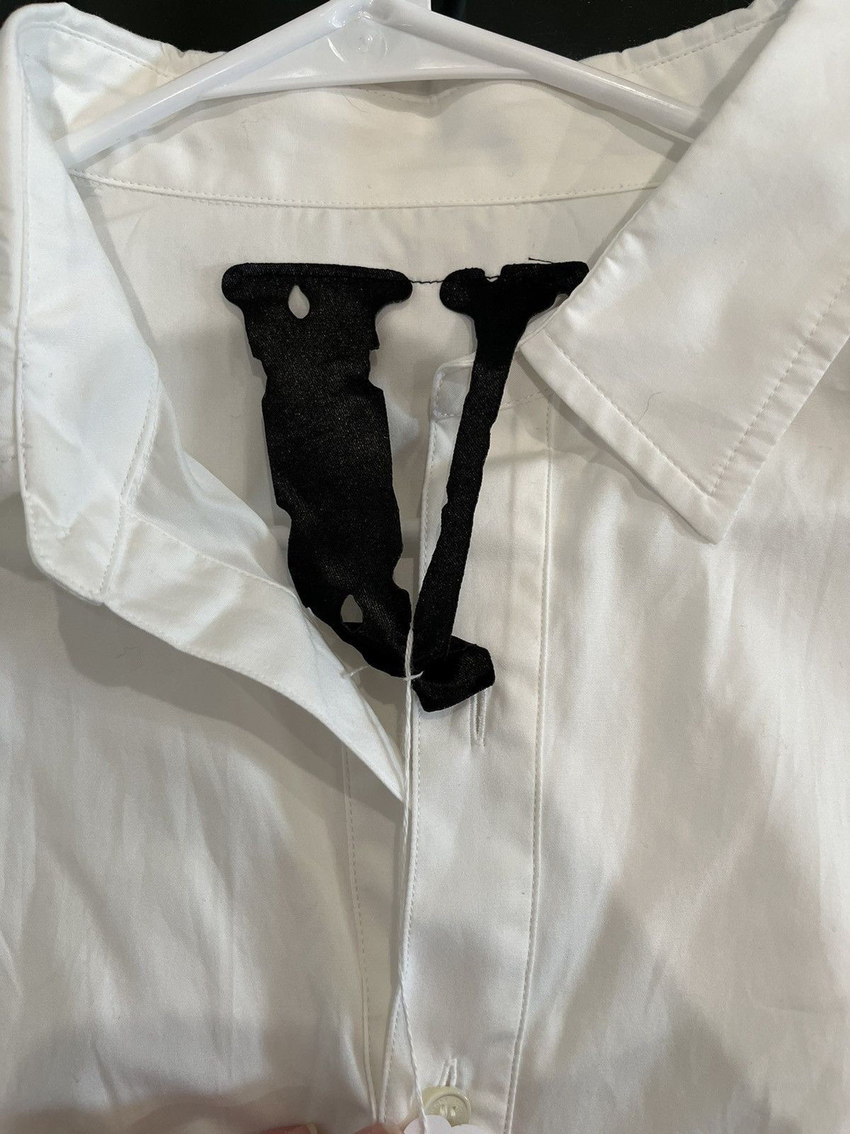 Vlone NWT VLONE White & Red V Long Sleeve Button Down Size US XL / EU 56 / 4 - 7 Thumbnail