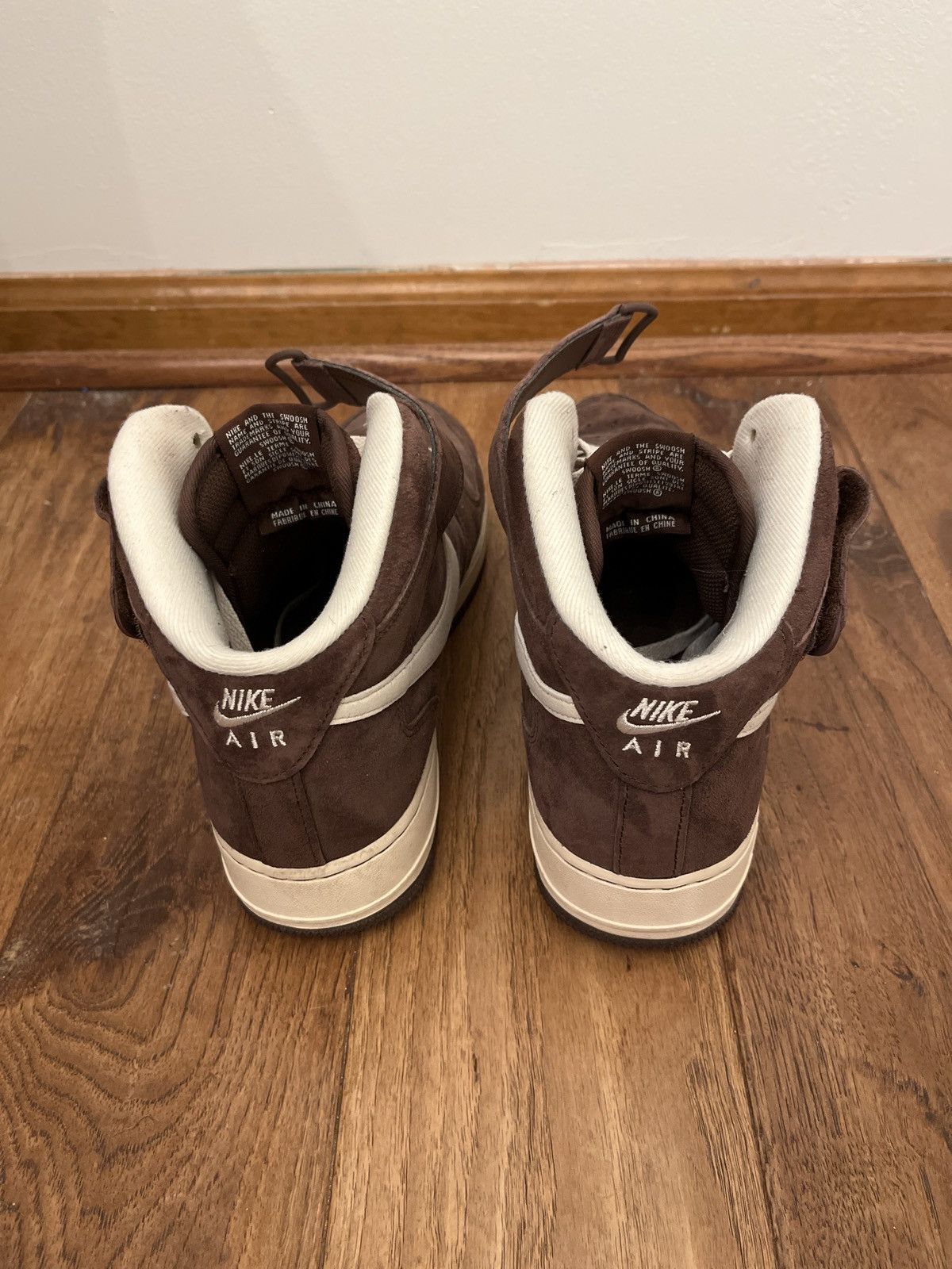 Nike Nike Air Force 1 High Chocolate Brown Size US 10 / EU 43 - 4 Thumbnail