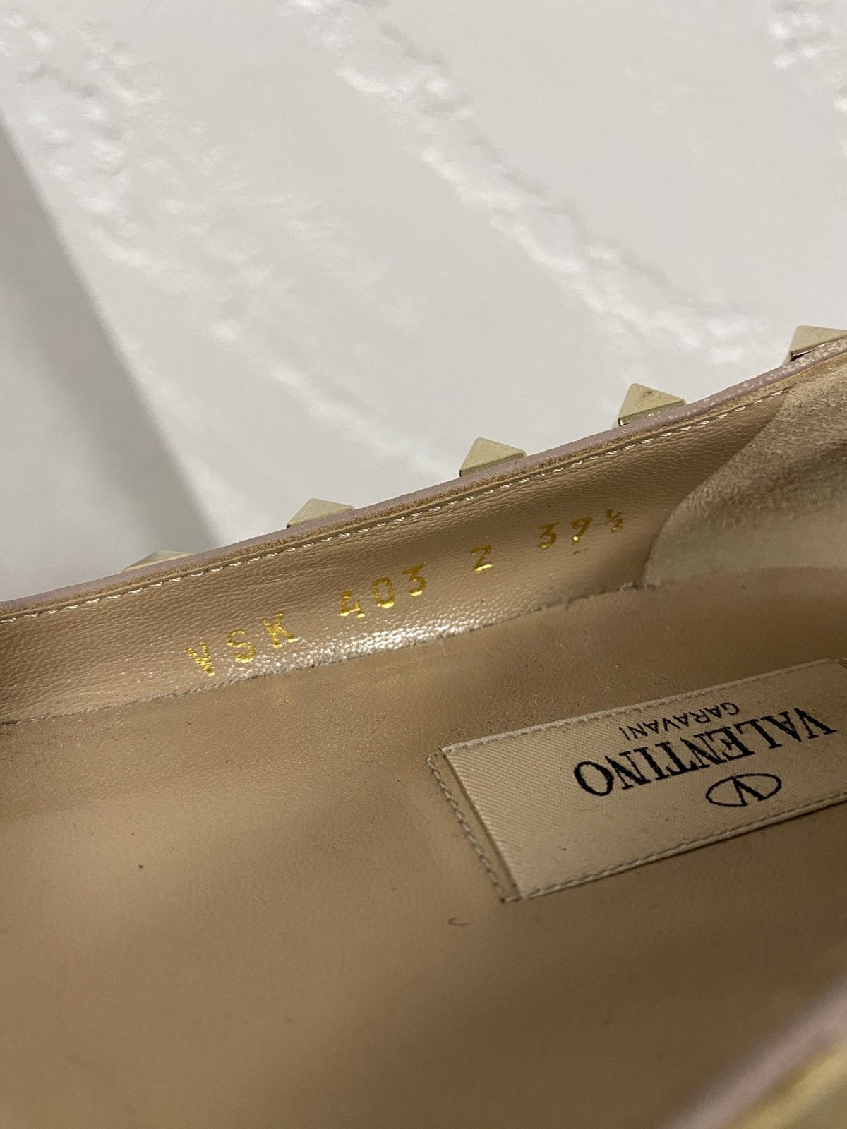 Valentino Valentino Rockstud Beige Patent Ballet Flats Size: 37.5 Size US 7.5 / IT 37.5 - 3 Thumbnail