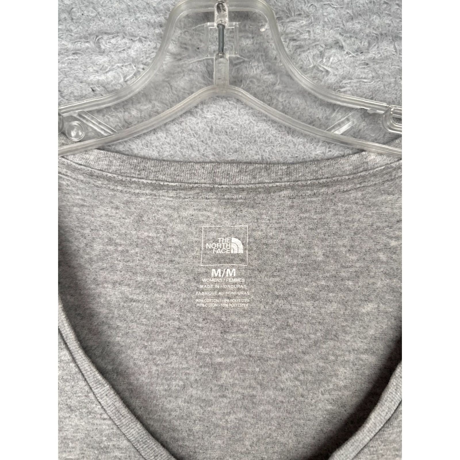 The North Face The North Face Shirt Women Medium Gray V-Neck Short Sleeve Cotton Blend Outdoor All Seasons Breathable READ Womens Size M / US 6-8 / IT 42-44 - 7 Thumbnail
