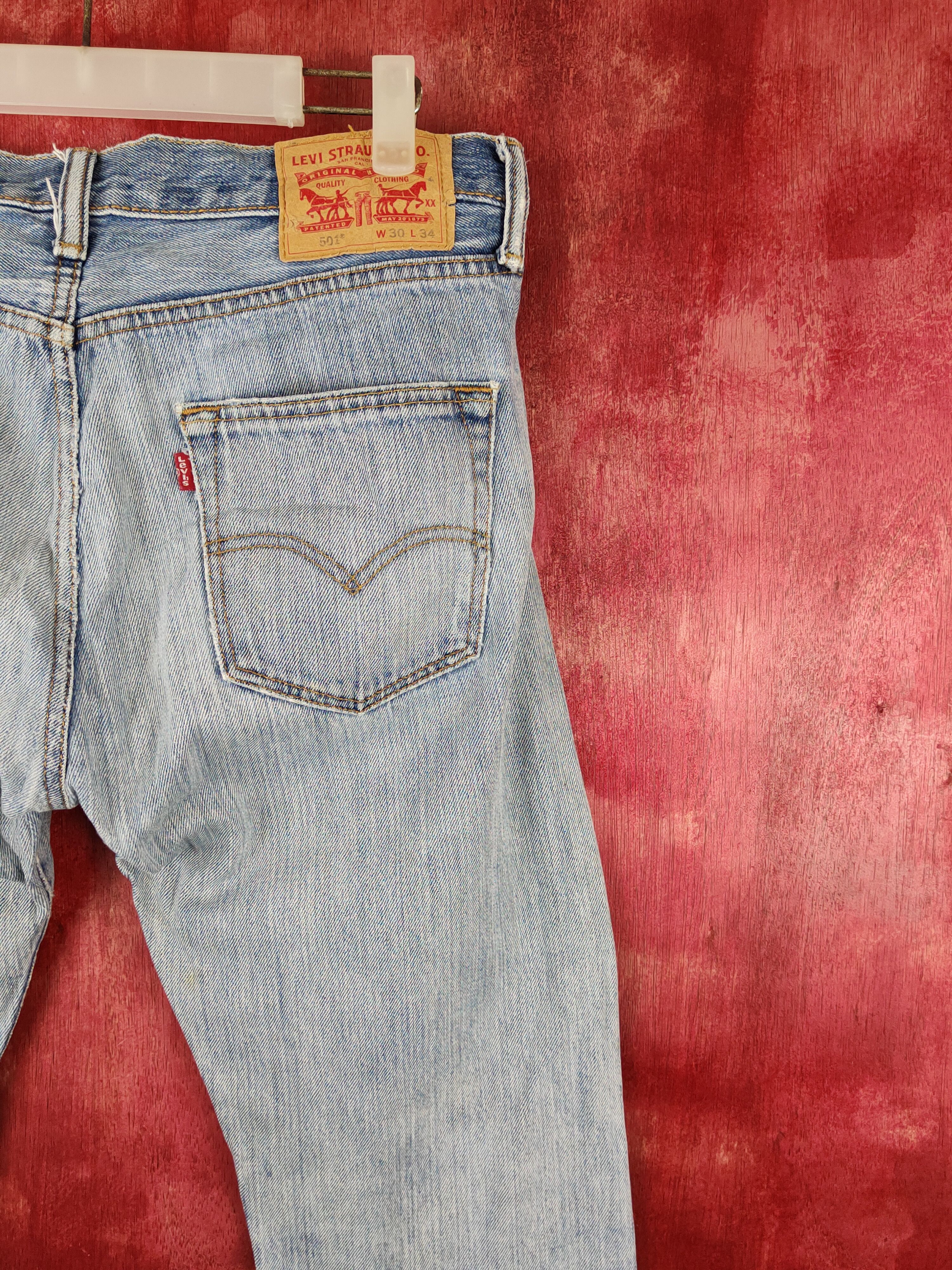 Levi's Levi's Blue Faded Distressed Ripped Jeans #S1813 Size US 31 - 12 Thumbnail