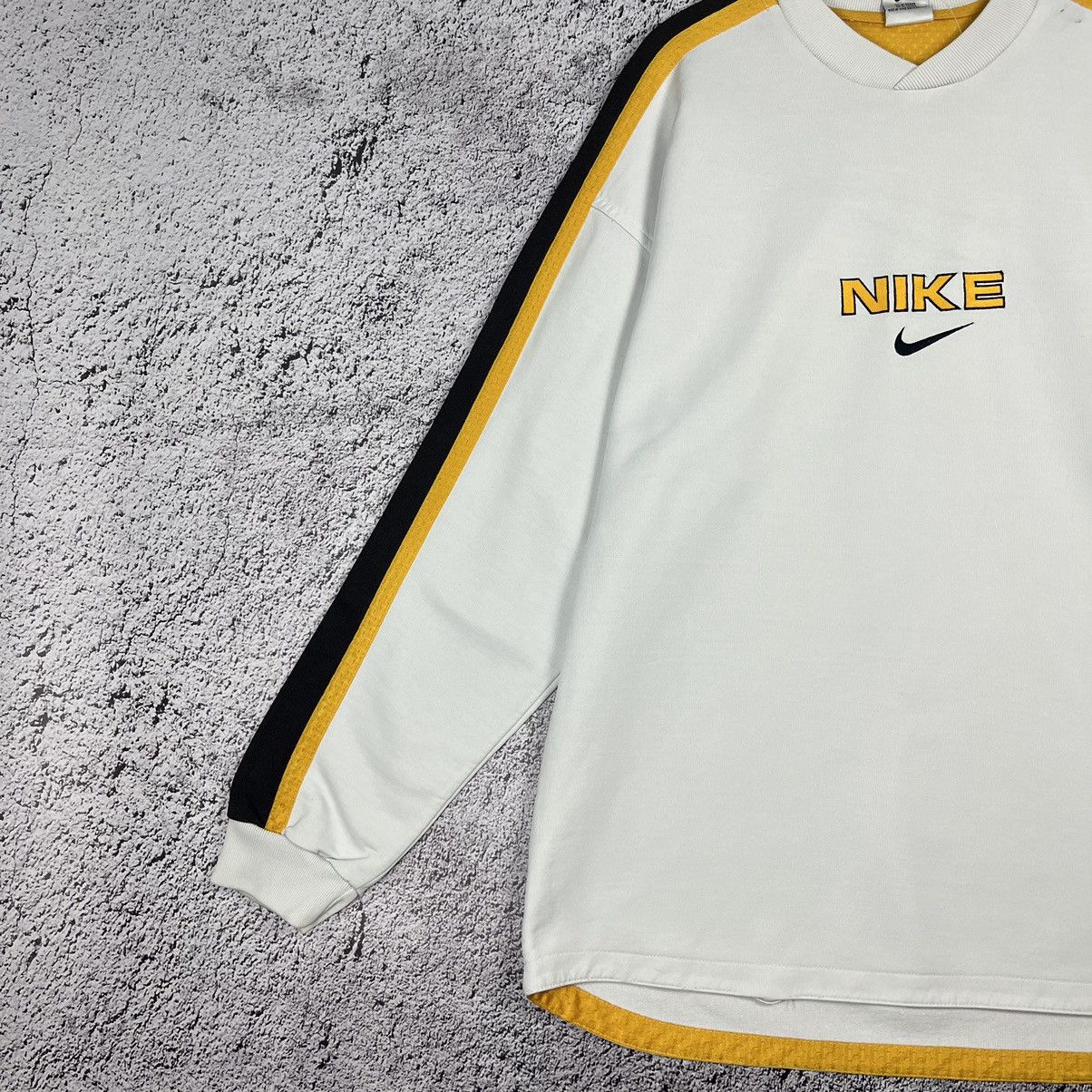 Nike × Vintage ⭐️VINTAGE⭐️ Nike 90s Sport White centre logo Sweatshirt Size US M / EU 48-50 / 2 - 5 Thumbnail