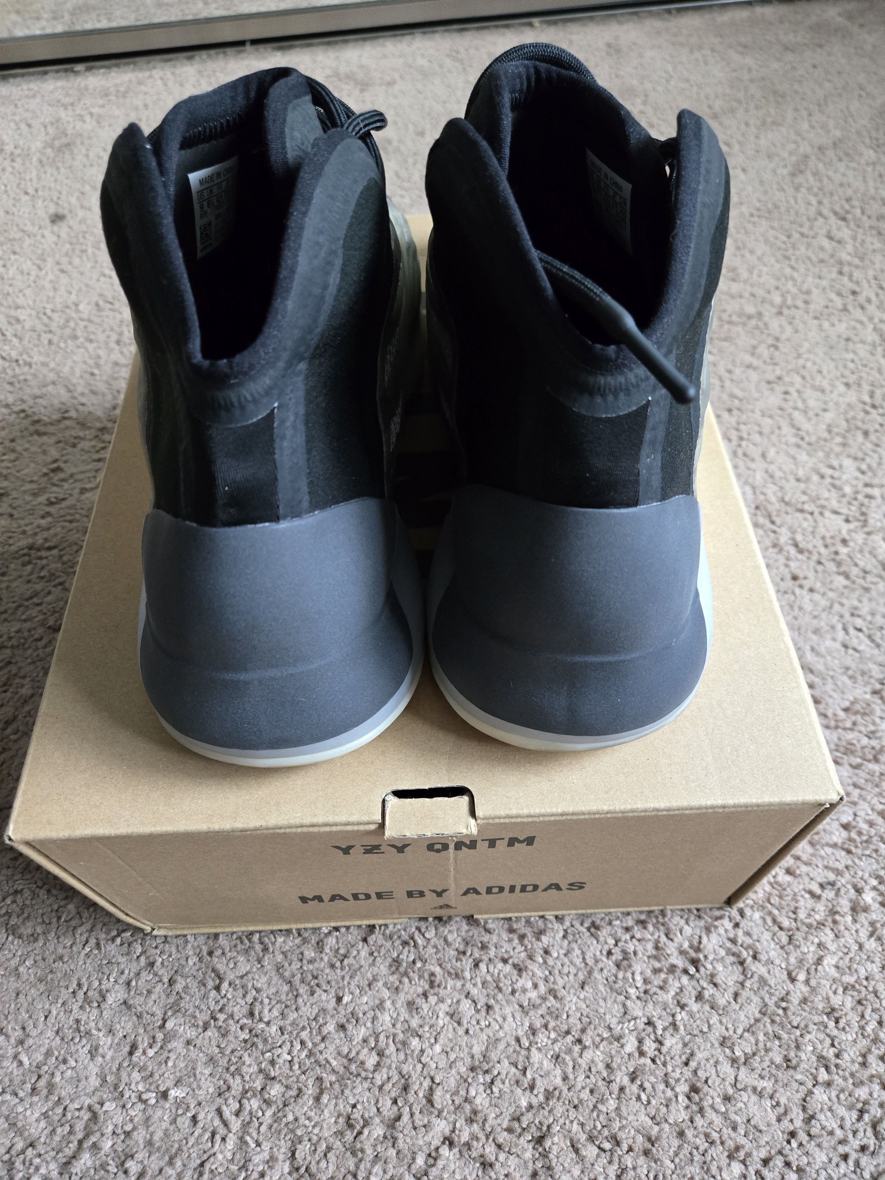 Yeezy Yeezy QNTM Barium Size US 9 / EU 42 - 4 Thumbnail