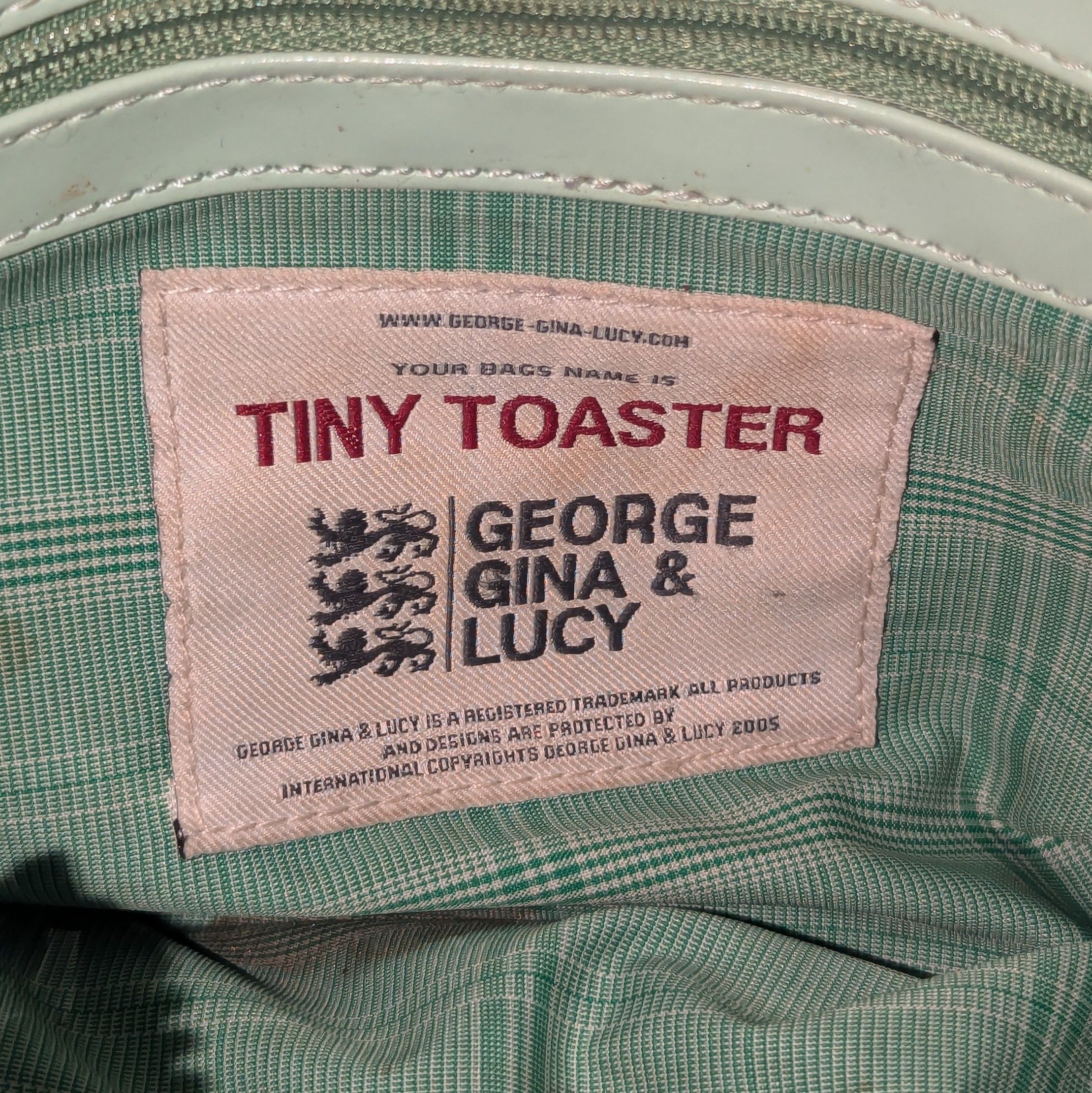 George Gina & Lucy George Gina Lucy Tiny Toaster Shoulder Bag Luxury Brand Size ONE SIZE - 14 Thumbnail