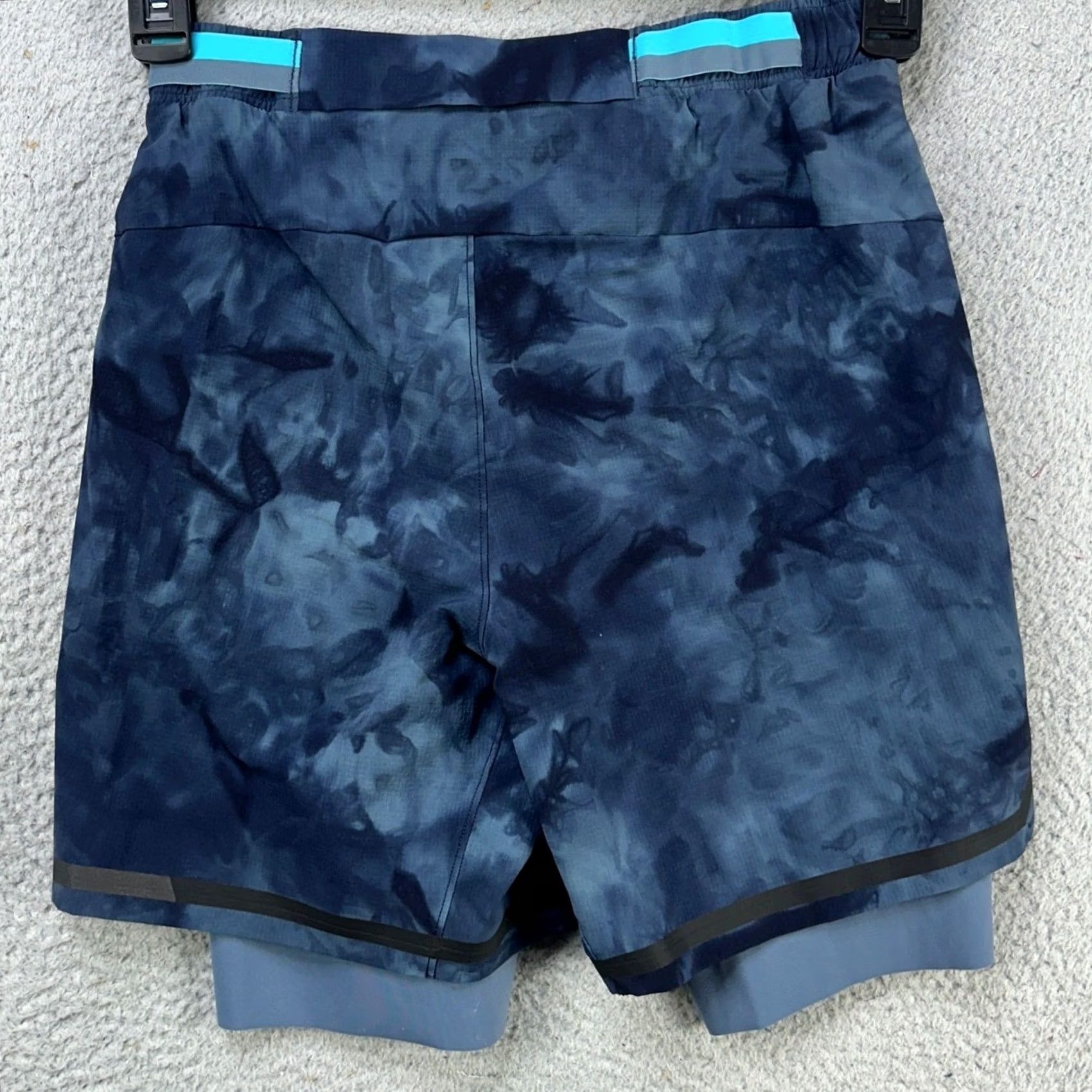 Lululemon Lululemon Surge Shorts Small Blue Tie-Dye Lined Drawstring 6in Inseam Pockets Elastic Waist Logo Athletic Mens Shorts XS to? Wait Size US 29 - 2 Thumbnail