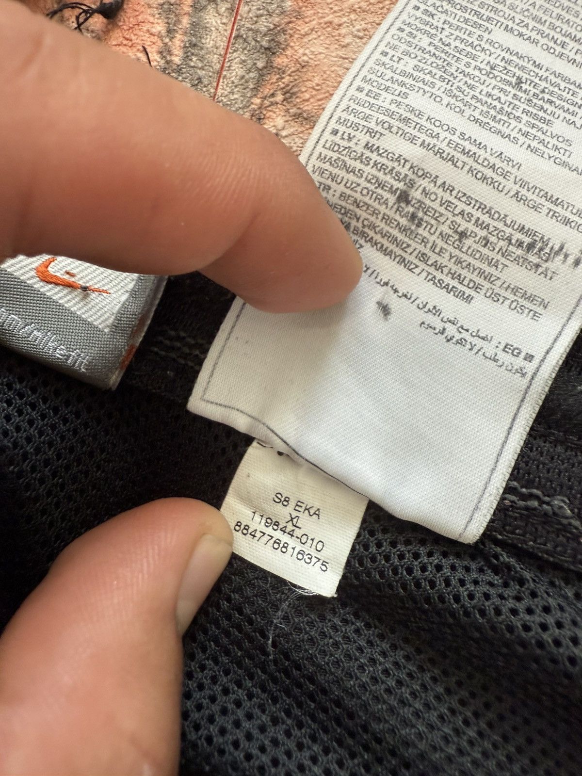Nike 90’s NIKE RARE SWOOSH LOGO Y2K RETRO NYLON VINTAGE ZIP PANTS Size US 34 / EU 50 - 11 Thumbnail