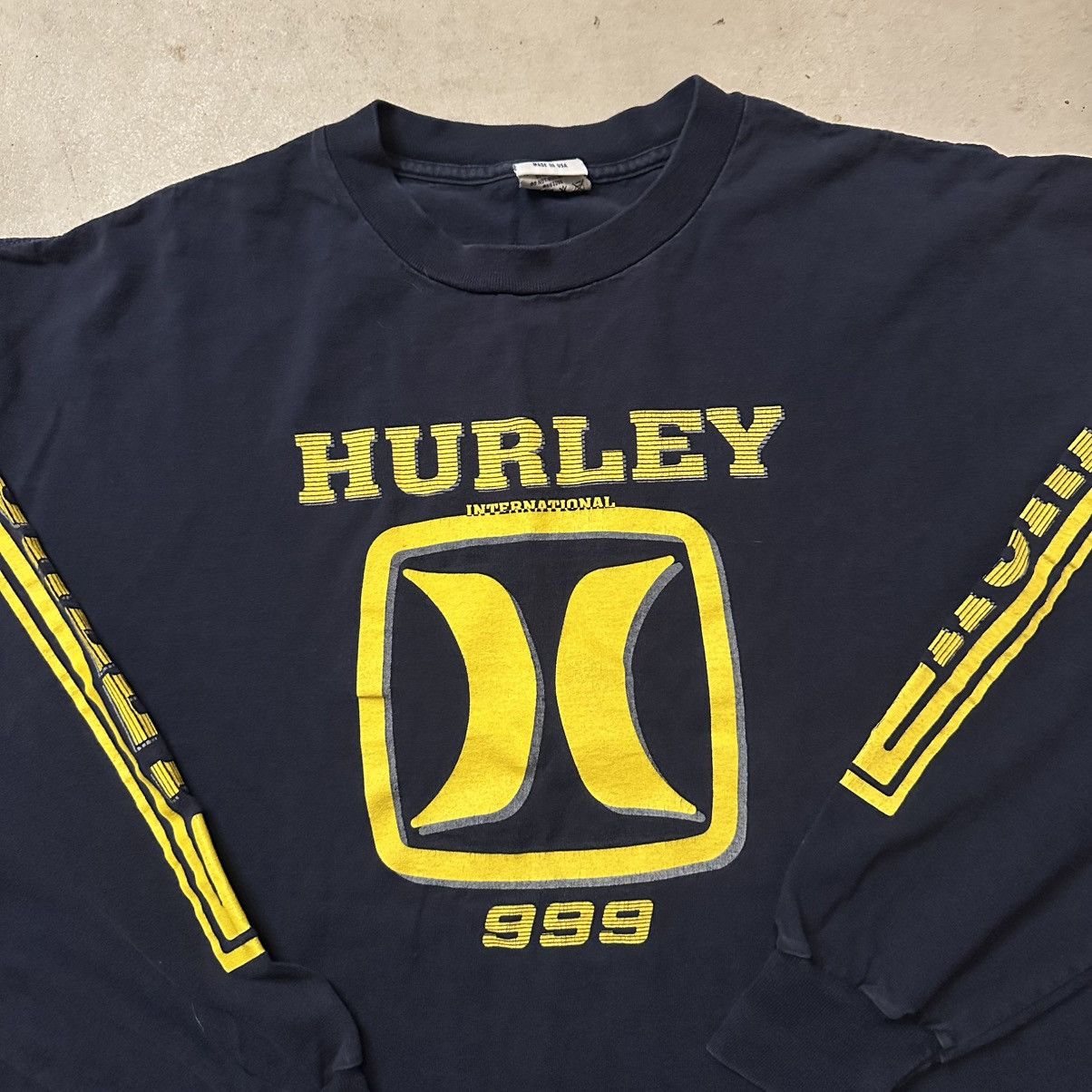 Hurley Vintage 1999 Navy Hurley 999 Surf Skater Long Sleeve Shirt Size US XL / EU 56 / 4 - 3 Thumbnail