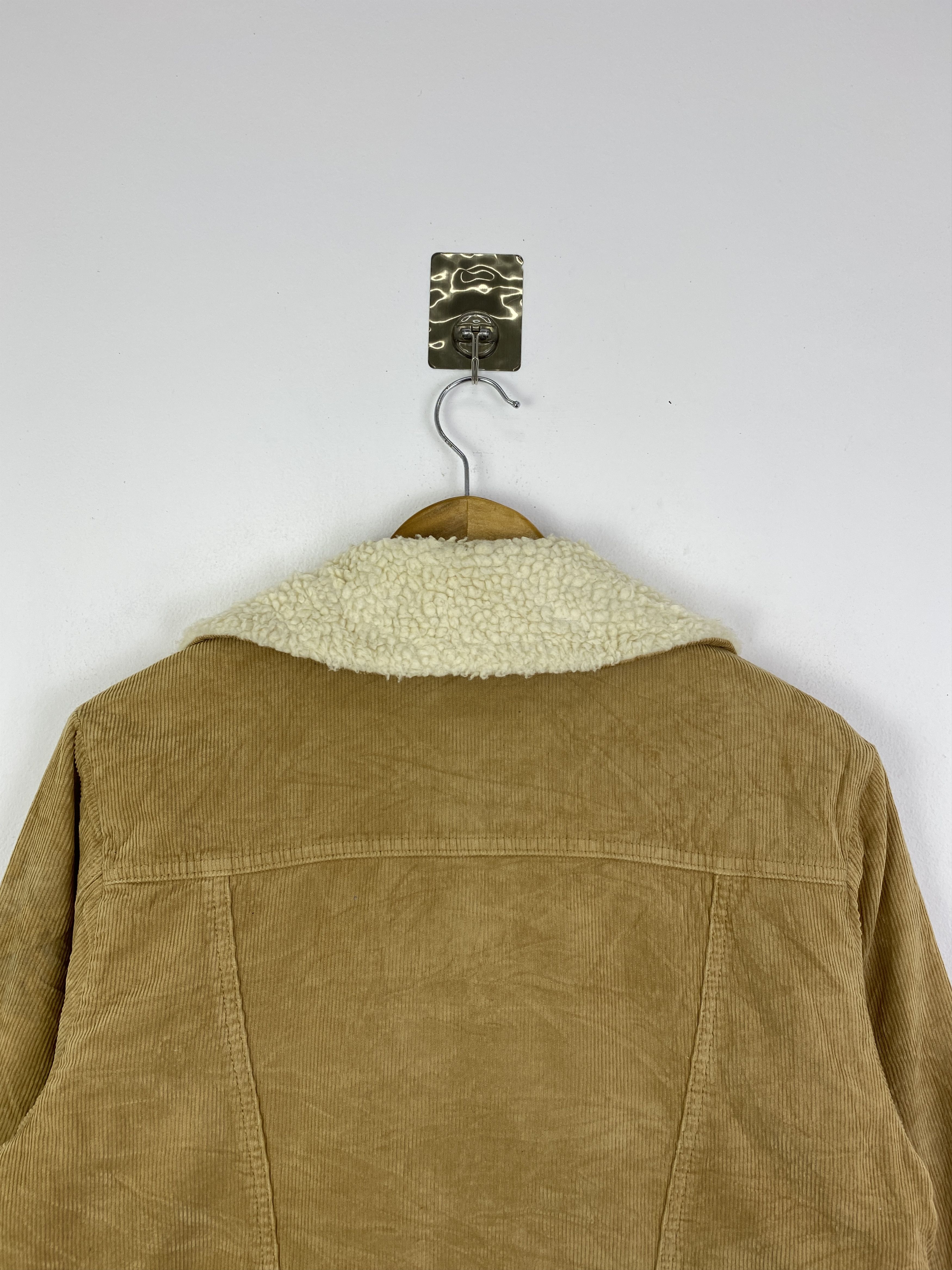 Wrangler Vintage Wrangler Corduroy Fleece Inside Button Jacket J0030 Size US S / EU 44-46 / 1 - 4 Thumbnail