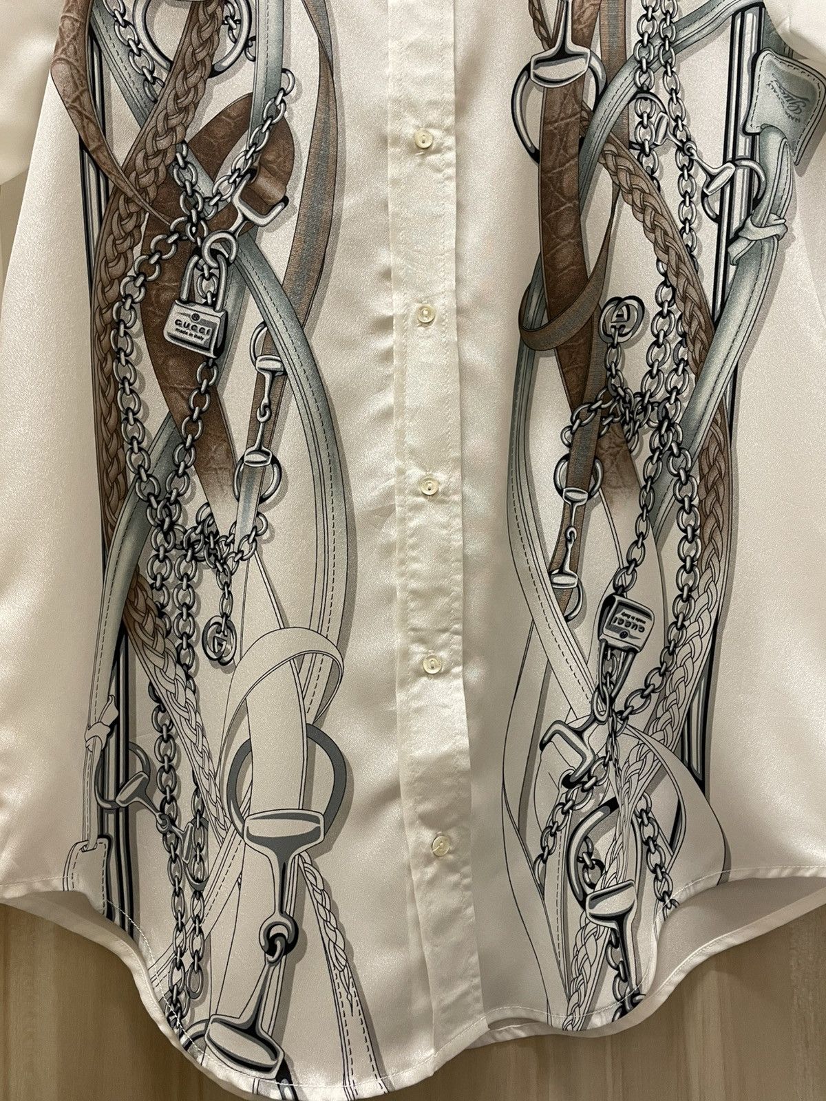 Gucci Gucci Resort 2011 Collection Horsebit Silk Shirt Size M / US 6-8 / IT 42-44 - 3 Thumbnail