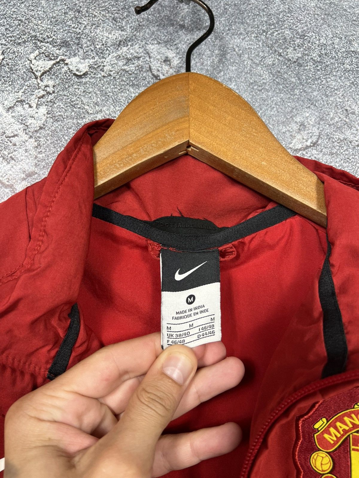 Nike Vintage 2009 Nike Manchester United Nylon Track Top Jacket Size US S / EU 44-46 / 1 - 10 Thumbnail