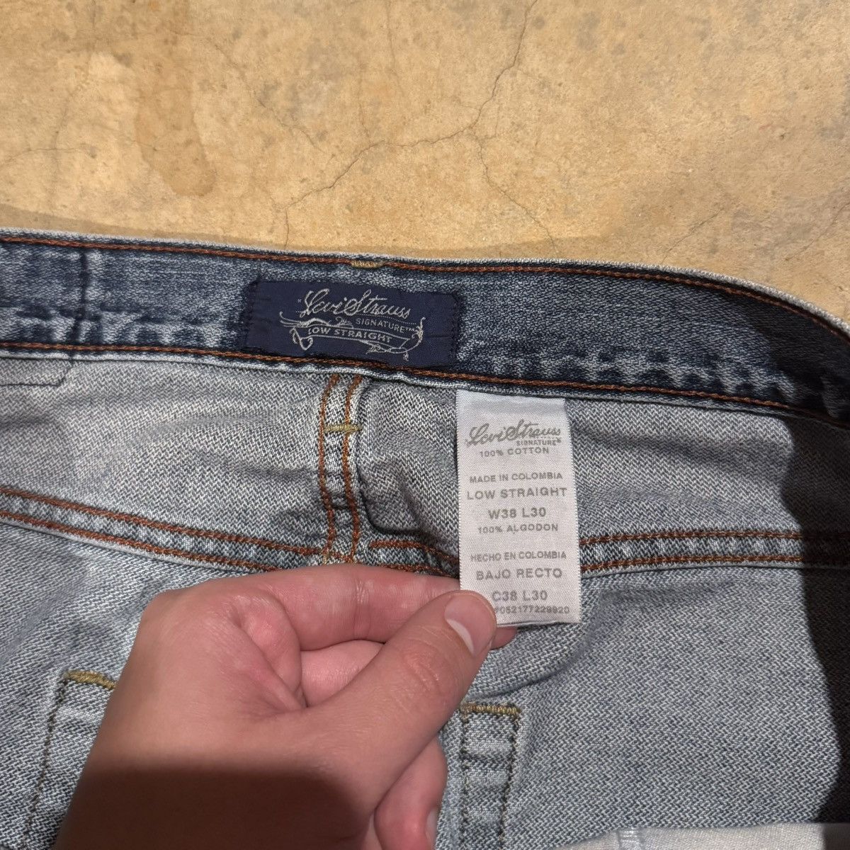 Levi's Vtg 2000s Levi’s Faded Distressed Baggy Jeans ERD Grunge Y2K Size US 38 / EU 54 - 8 Thumbnail