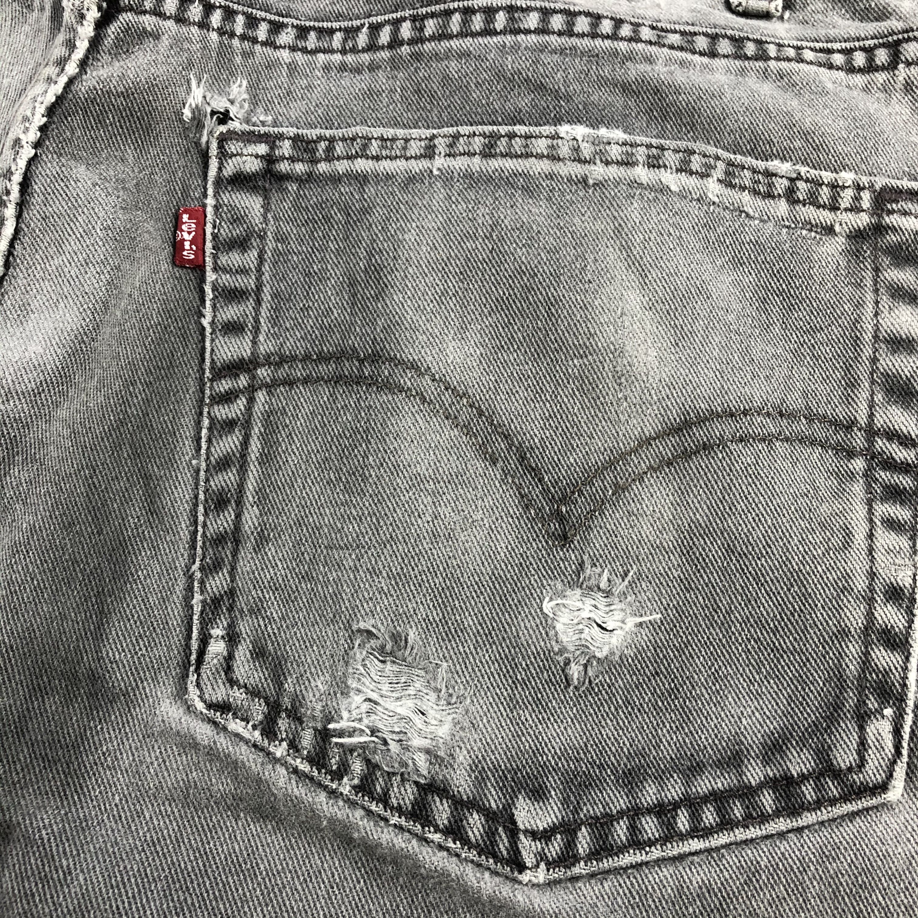 Levi's × Vintage 90s Vintage Faded Black Levis 505 Jeans-JM2630 Size US 37 - 7 Thumbnail