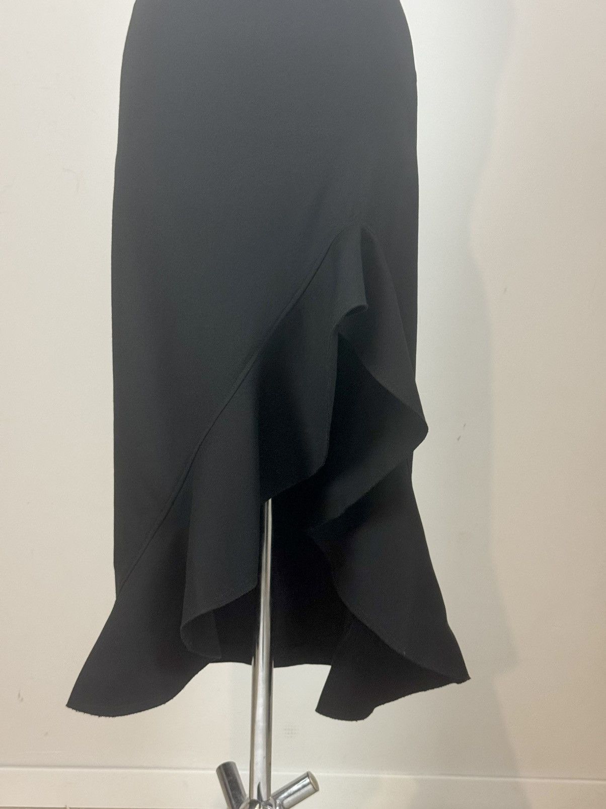 ALEXIS Asymmetric Ruffle Skirt 68% rayon Size S / 36 Size 27" / US 4 / IT 40 - 3 Thumbnail