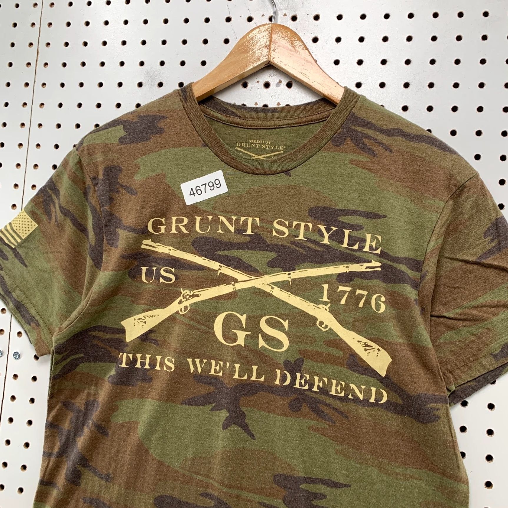 Vintage Grunt Style Camouflage T Shirt Mens M Camouflage Army USA Defend Military Shirt Men Beige T-Shirt Army 90s? Size US M / EU 48-50 / 2 - 6 Thumbnail