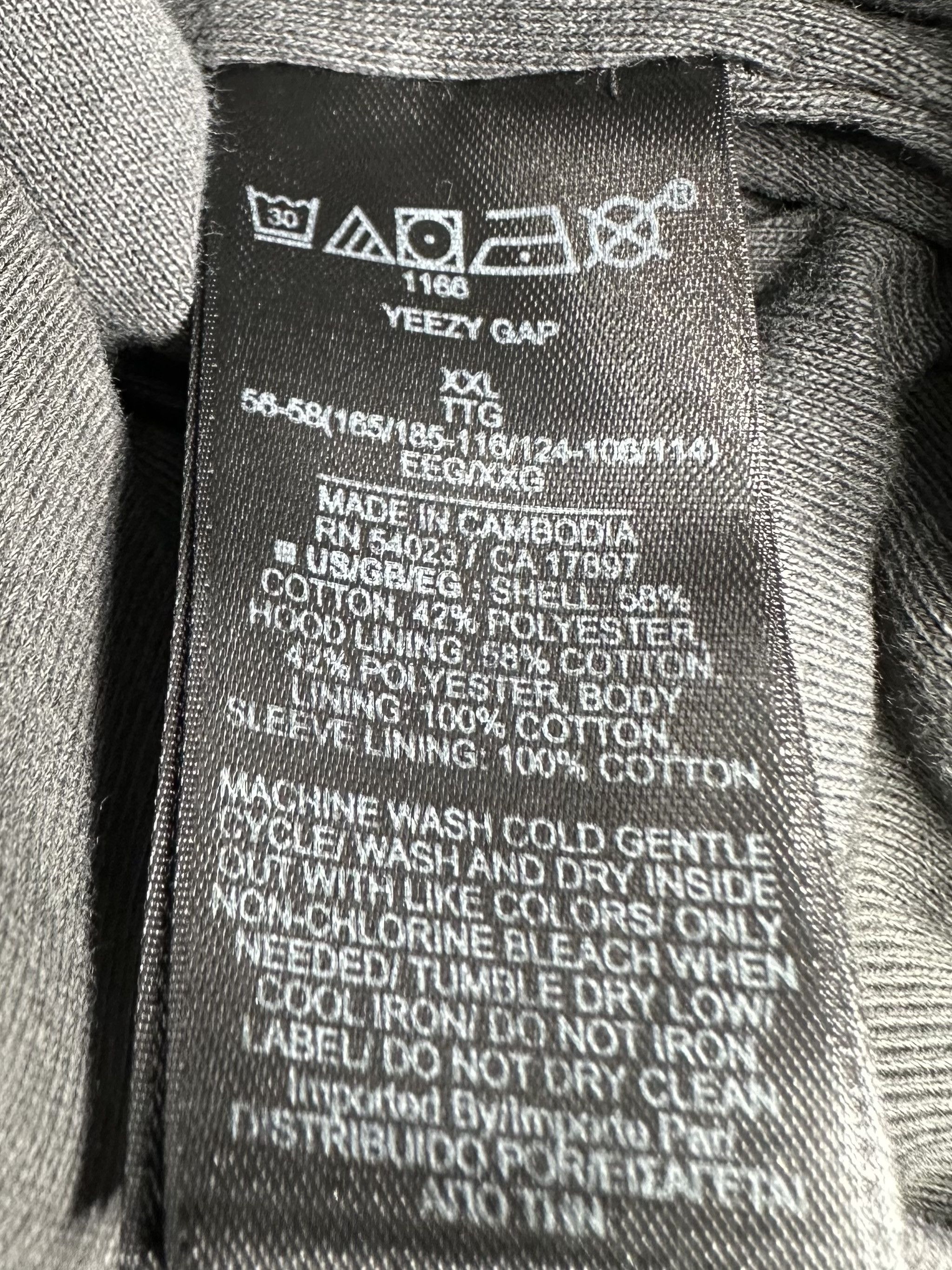 Gap × Kanye West × Yeezy UNRELEASED YEEZY GAP 55 LOGO SHRUNKEN HOODIE Size US XXL / EU 58 / 5 - 6 Thumbnail