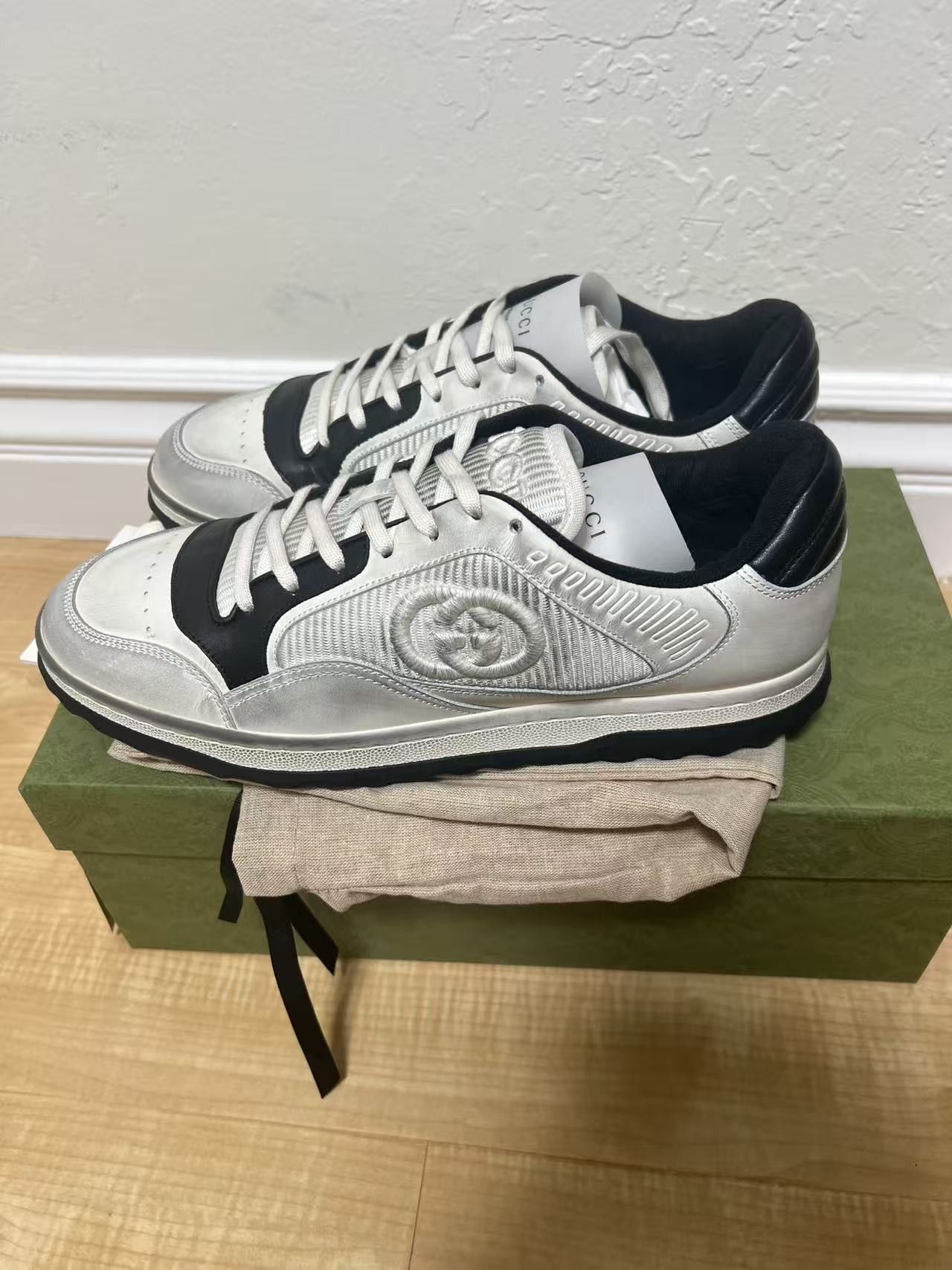 Gucci Gucci MAC80 Off-White Black Size US 9.5 / EU 42-43 - 2 Thumbnail