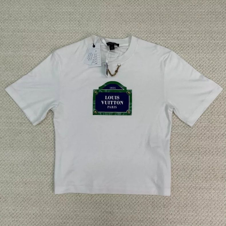 Louis Vuitton Louis Vuitton White monogrammed chain short sleeves Size US M / EU 48-50 / 2 - 1 Thumbnail