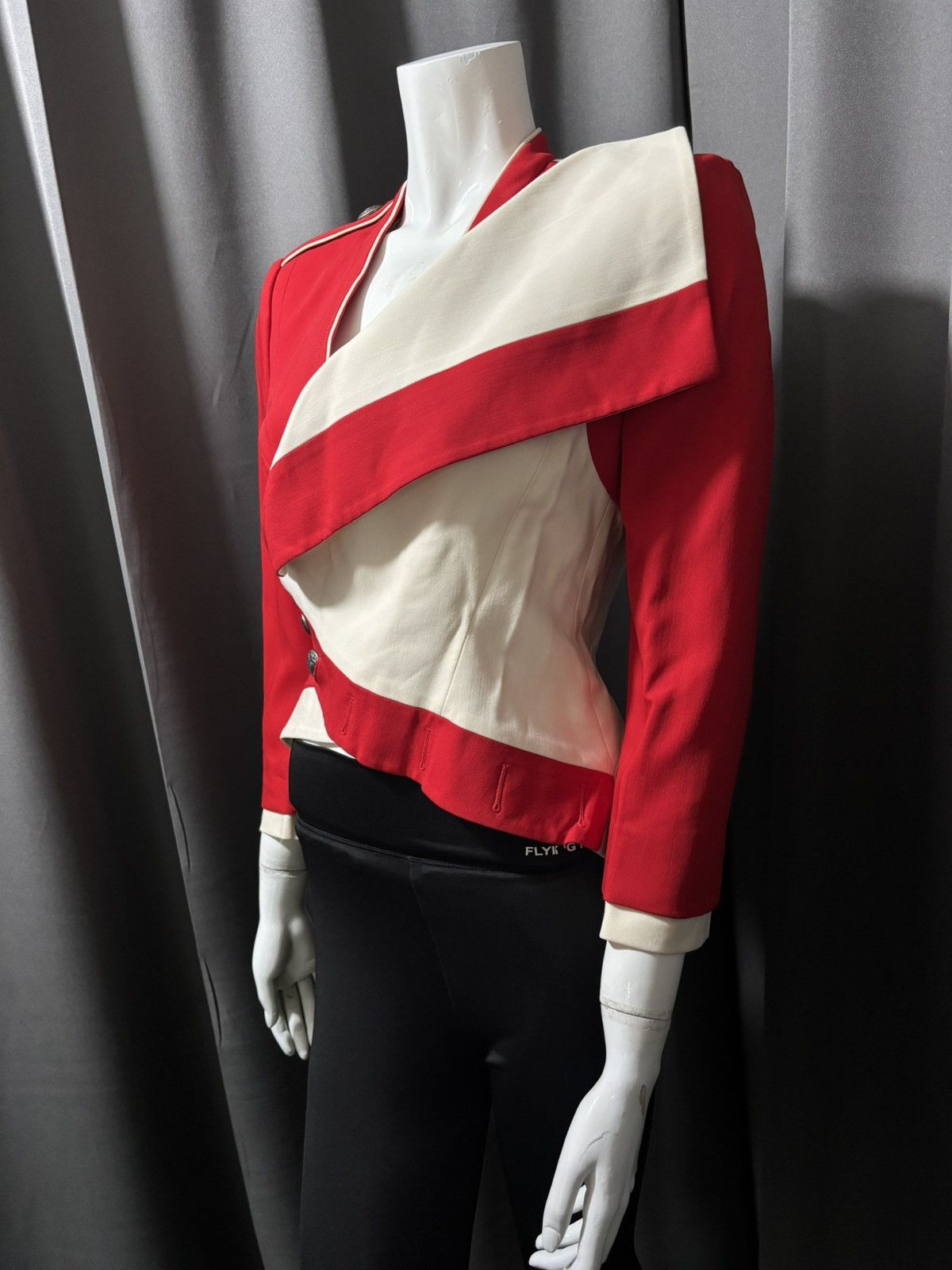 Alexander McQueen SS 2016 Runway Asymmetrical Sculptural Military-Insp Jacket Size M / US 6-8 / IT 42-44 - 4 Thumbnail