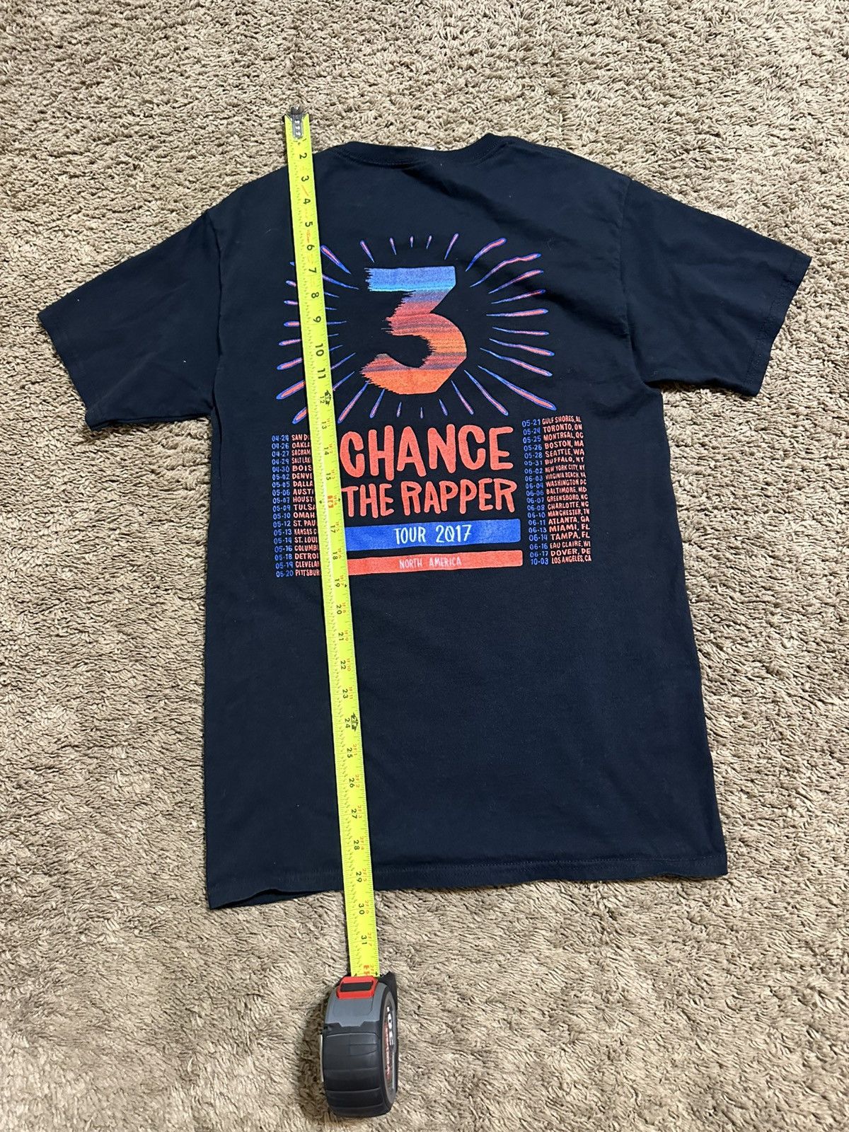 NCAA Vintage Chance the rapper tour 2017 shirt size small Size US S / EU 44-46 / 1 - 8 Thumbnail