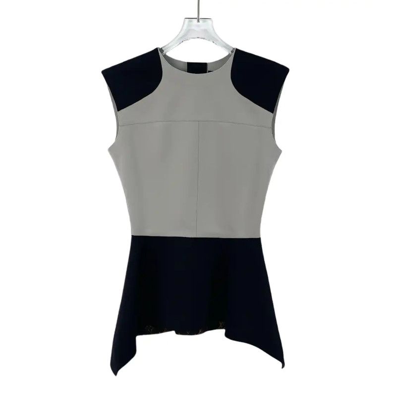 Louis Vuitton Louis Vuitton Color Block Women's T-Shirt 0089 Size S / US 4 / IT 40 - 1 Thumbnail
