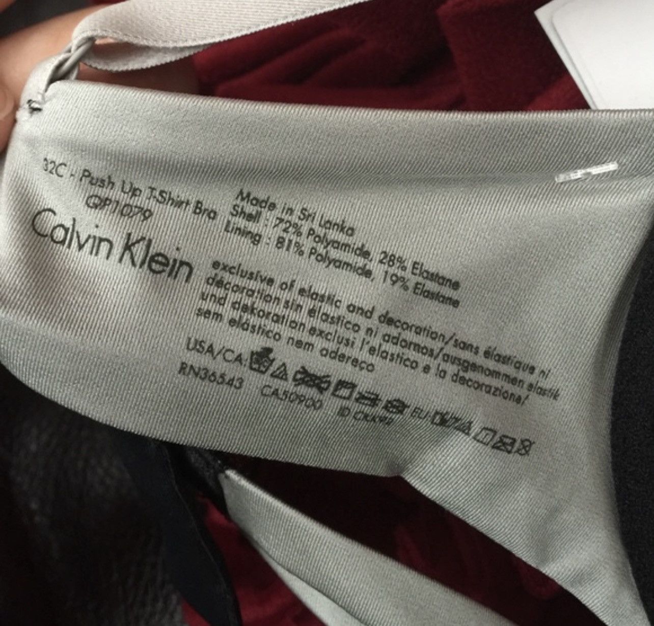 Calvin Klein NWT CK Calvin Klein satin edge Tshirt bra 32C/34D/34B Size ONE SIZE - 3 Thumbnail