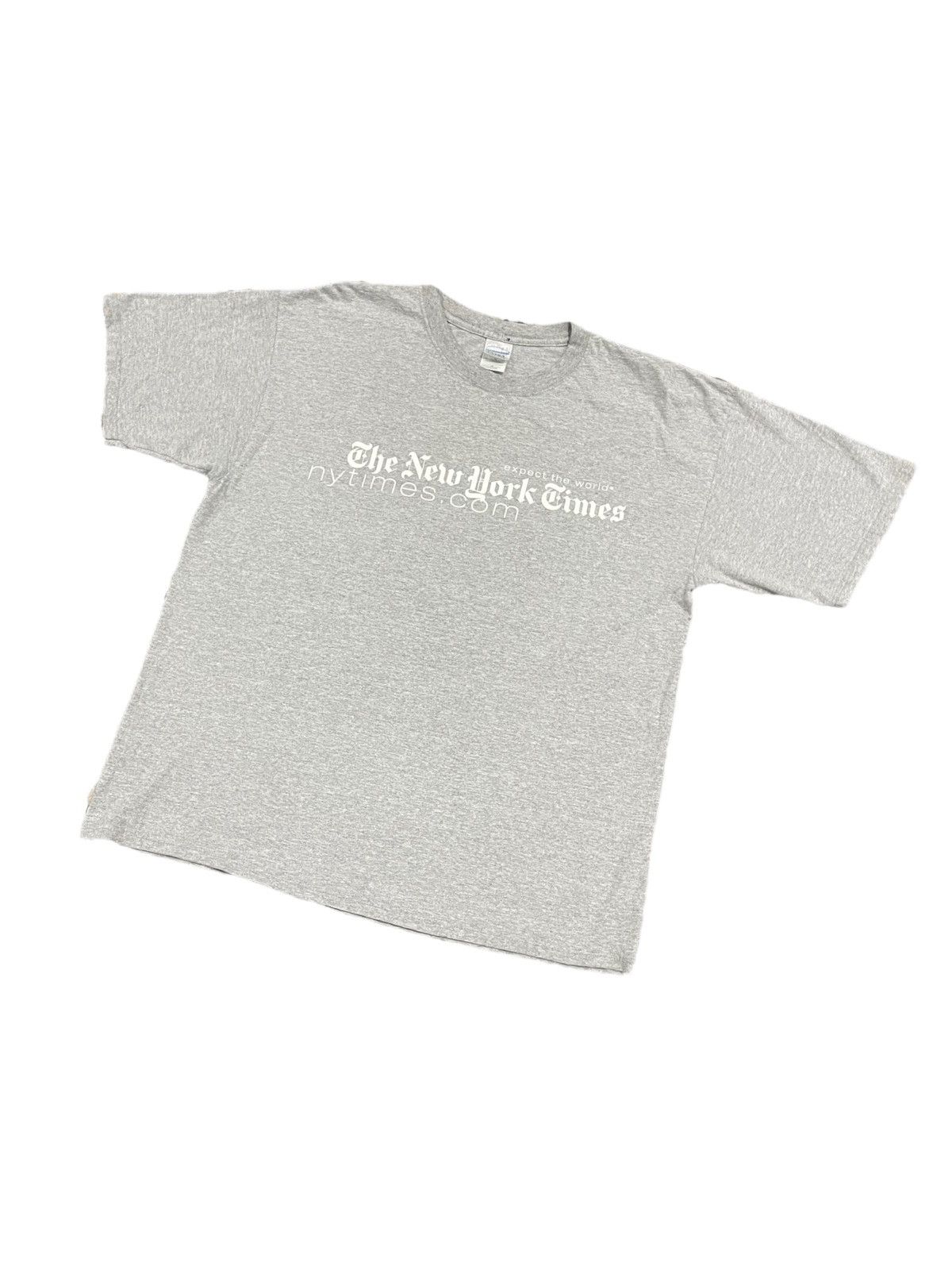 Daily Paper Vintage The New York Times Expect The World Tees Size US XL / EU 56 / 4 - 10 Thumbnail